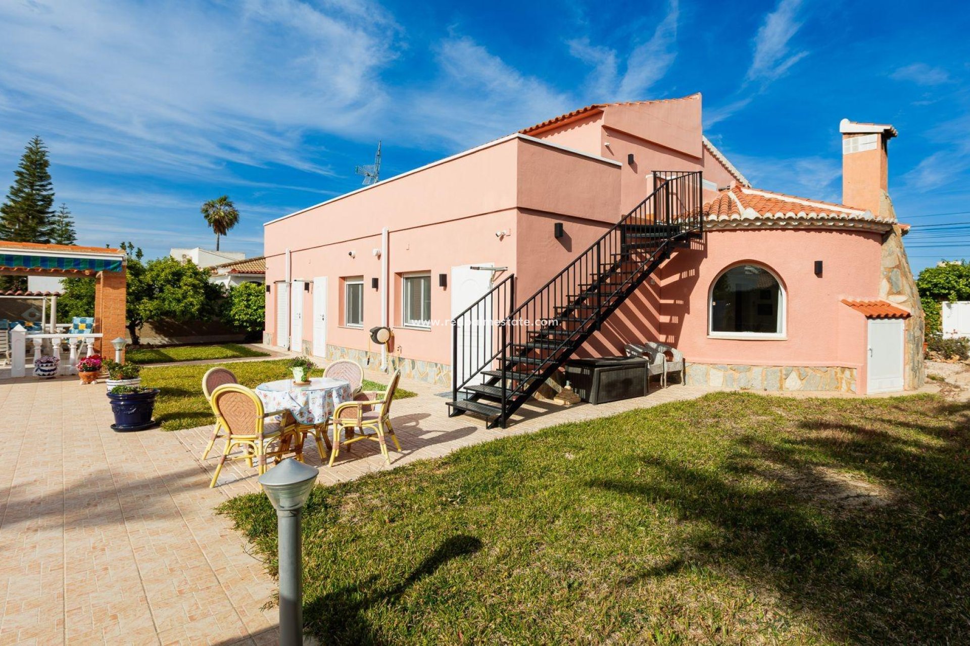 Reventa - Villa -
Torrevieja - Torreta