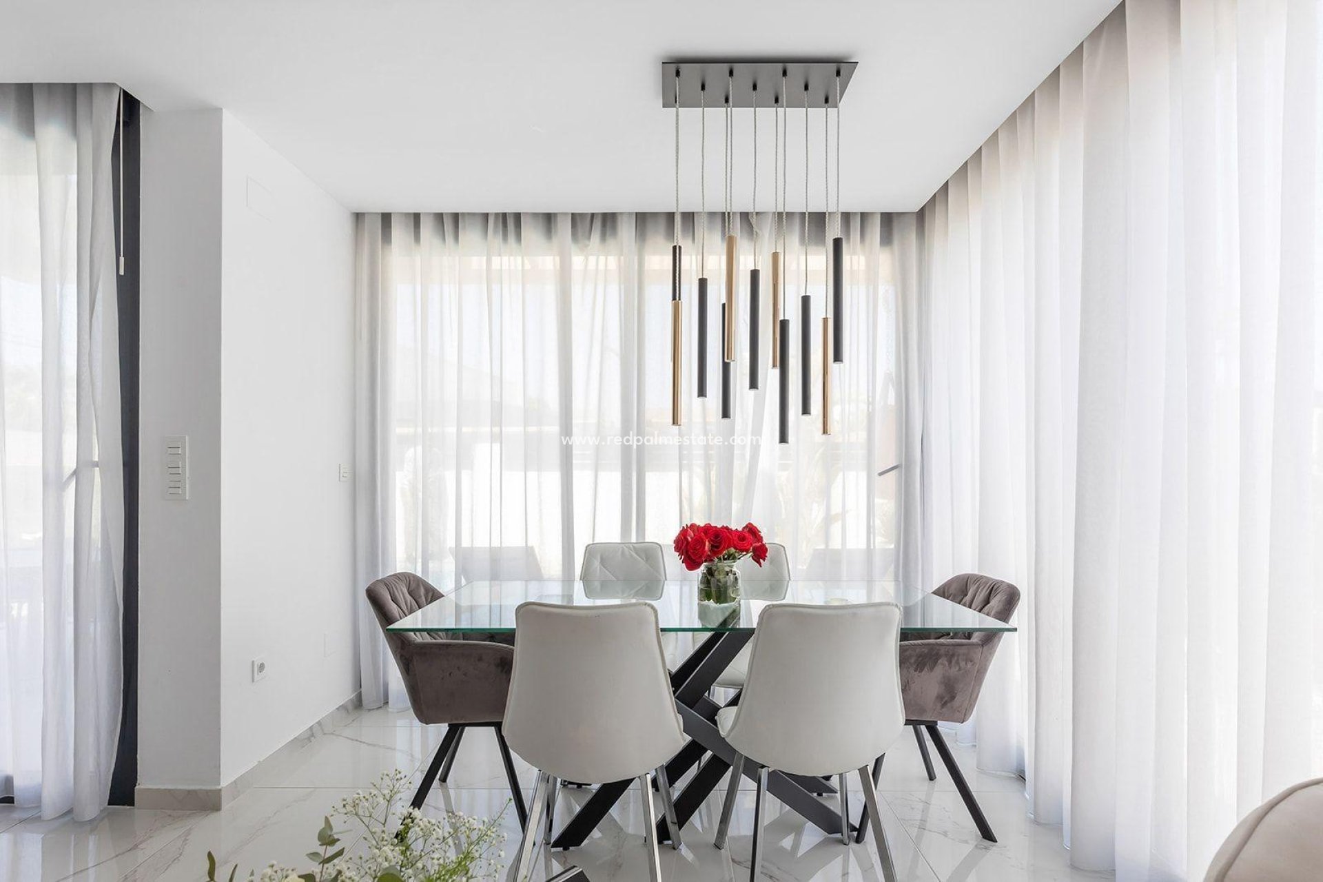 Reventa - Villa -
Torrevieja - Torretas