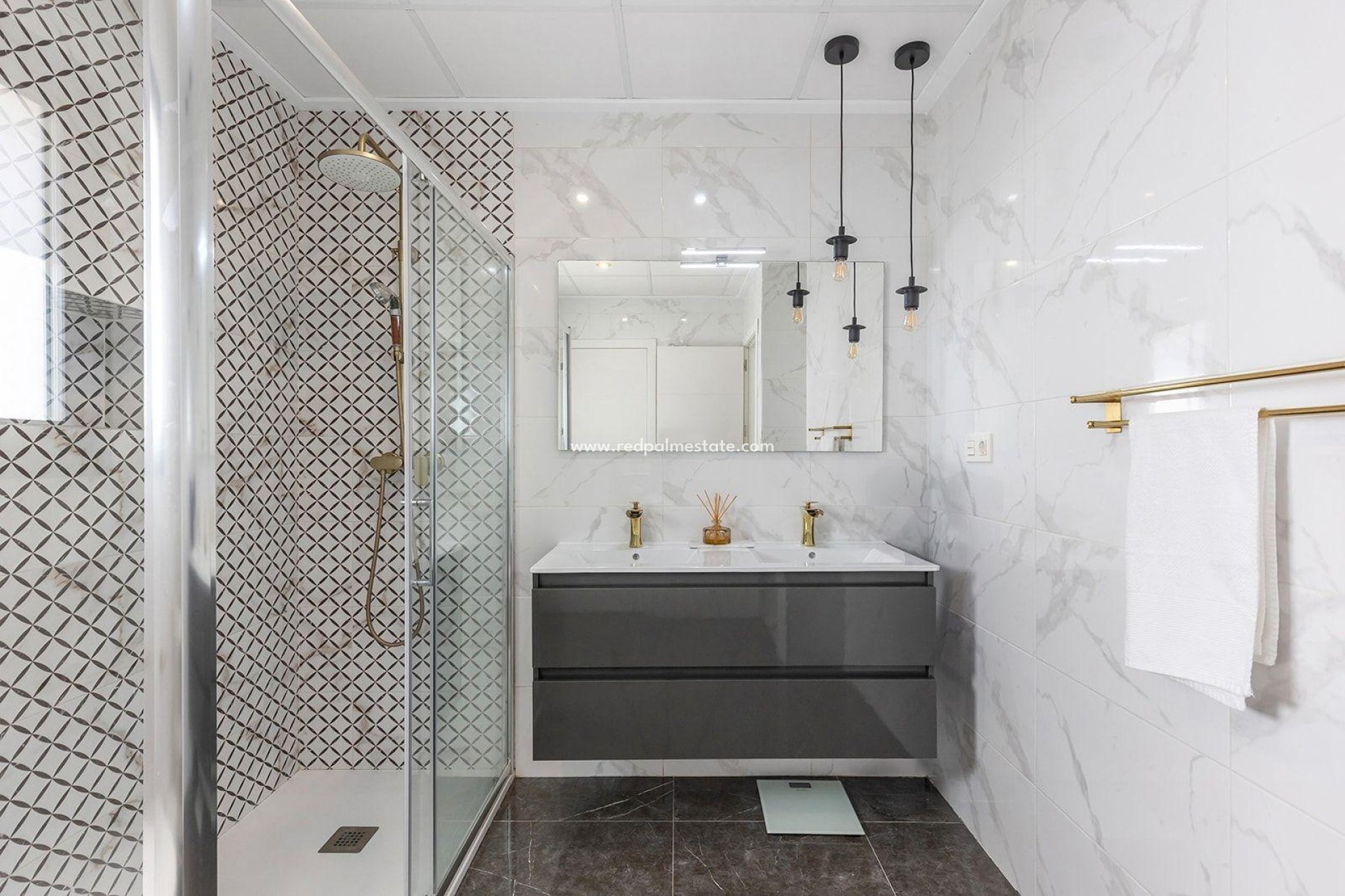 Reventa - Villa -
Torrevieja - Torretas