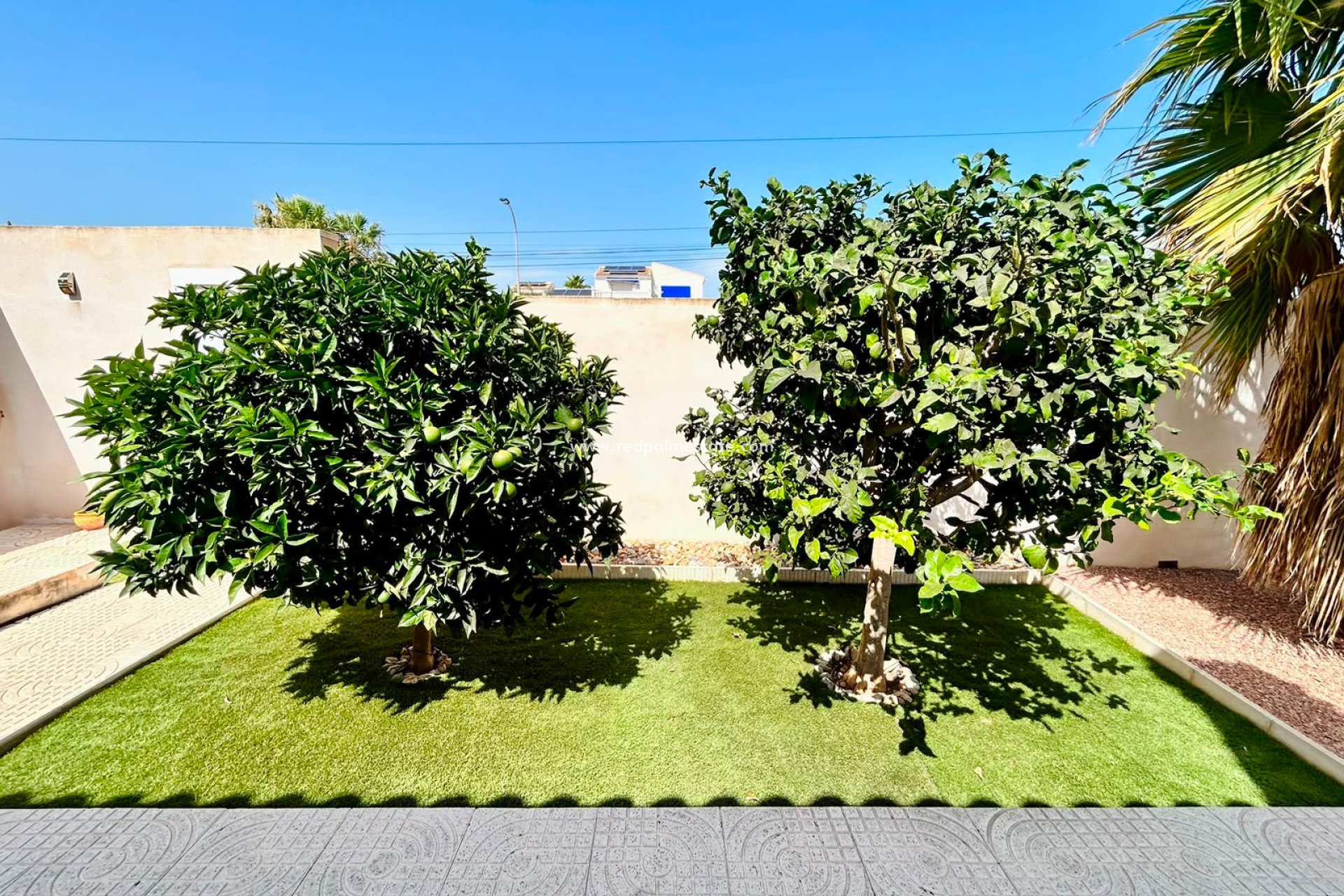 Reventa - Villa -
Torrevieja - Urbanización San Luis