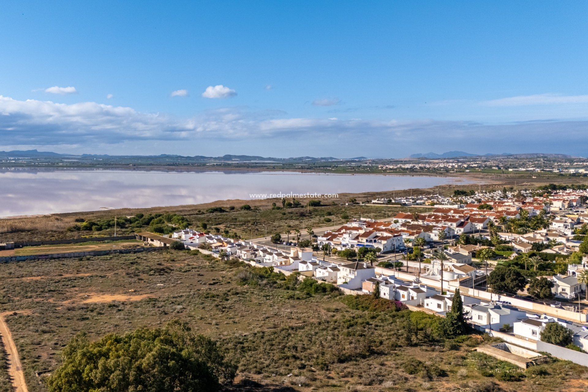 Reventa - Villa -
Torrevieja - Urbanización San Luis