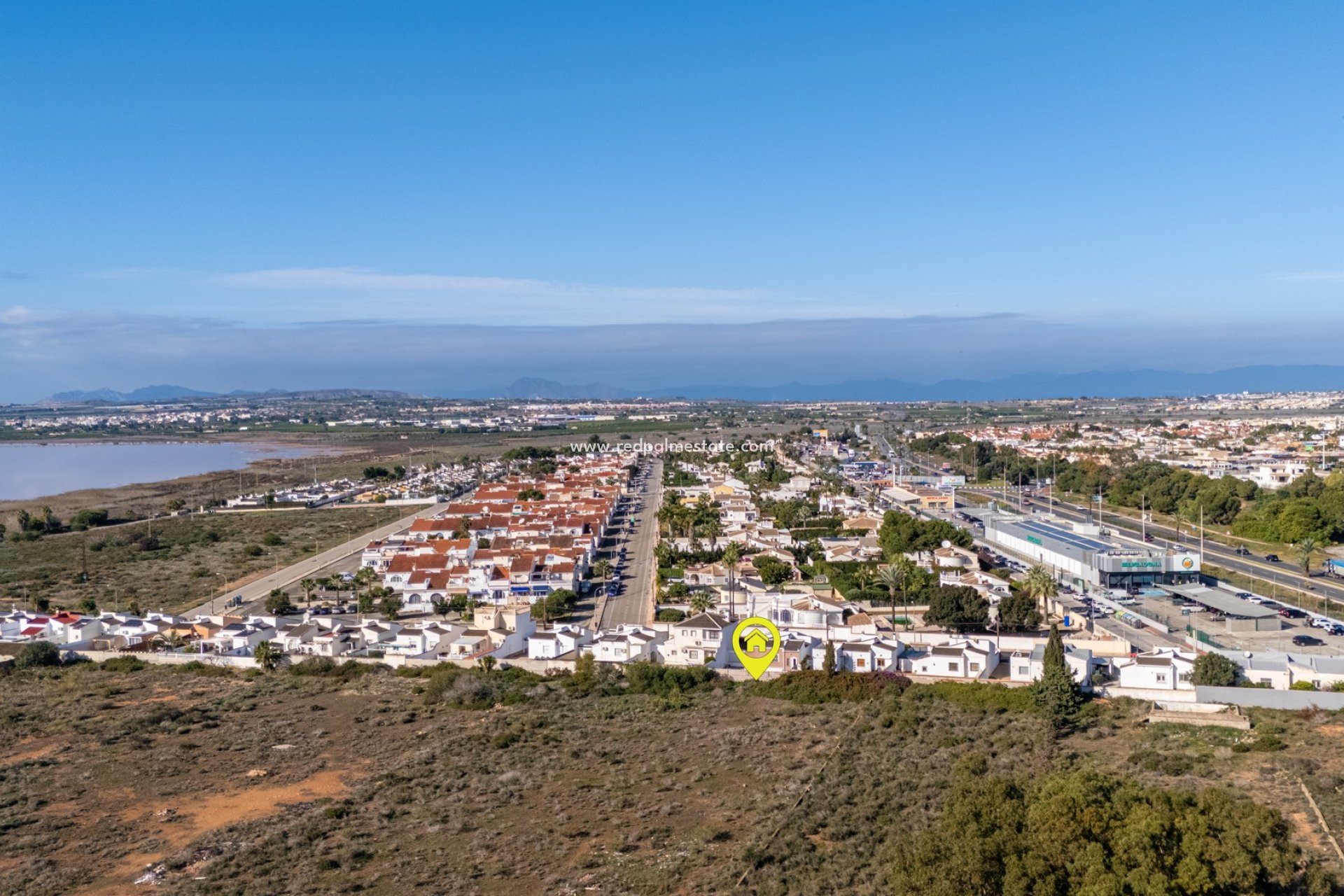 Reventa - Villa -
Torrevieja - Urbanización San Luis