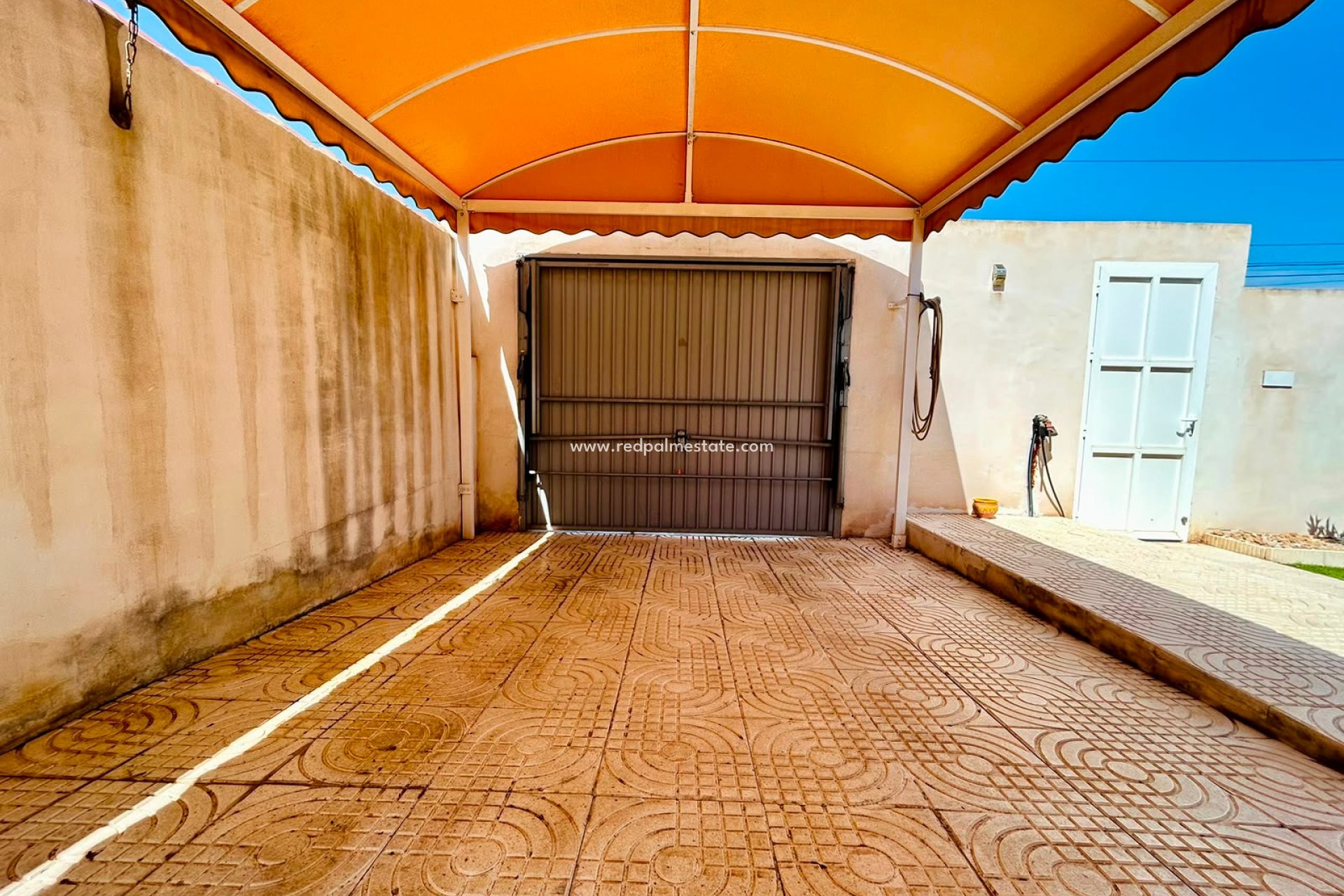 Reventa - Villa -
Torrevieja