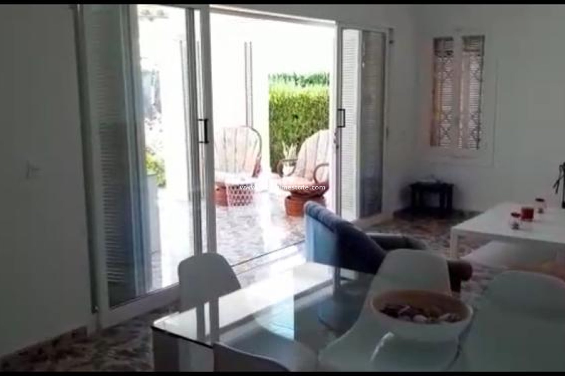 Reventa - Villa -
Torrevieja