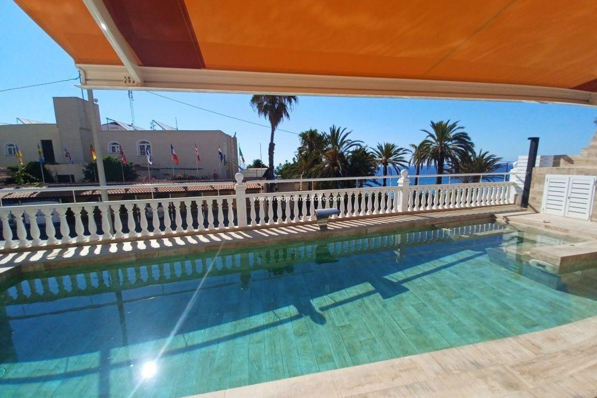 Reventa - Villa -
Torrevieja