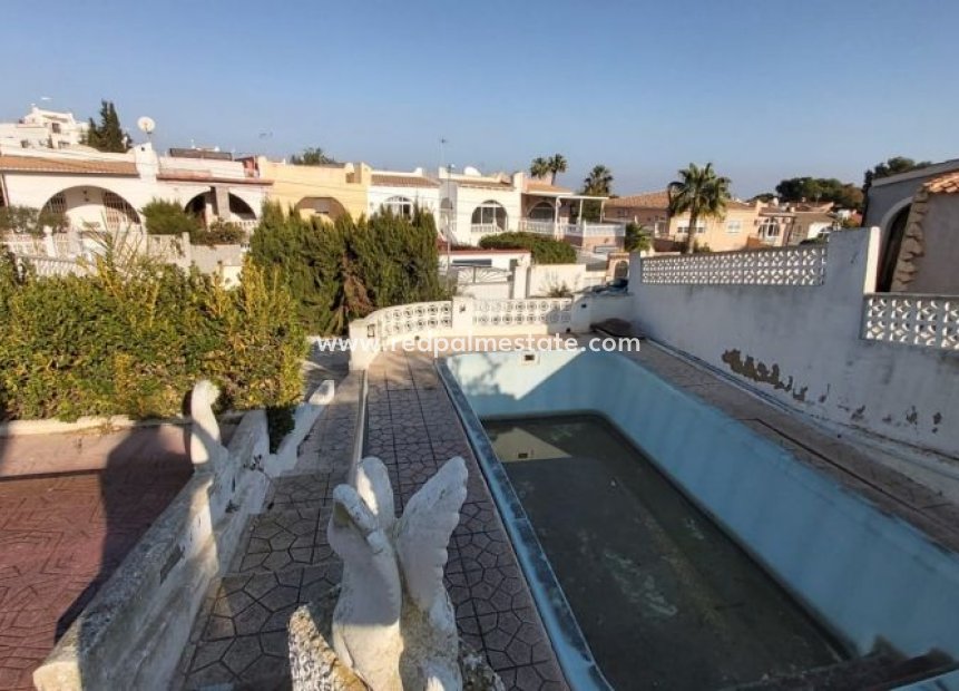 Reventa - Villa -
Torrevieja