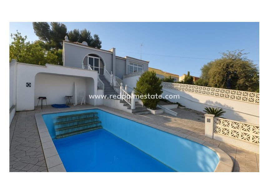 Reventa - Villa -
Torrevieja