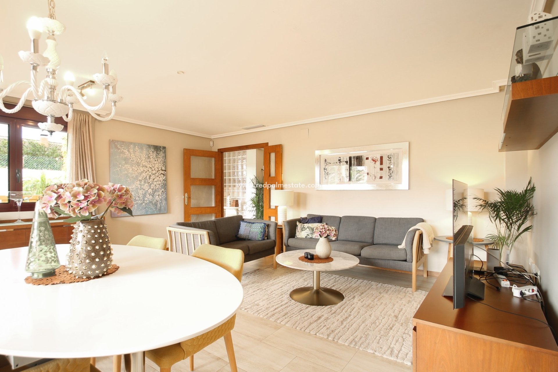 Reventa - Villa -
Torrevieja