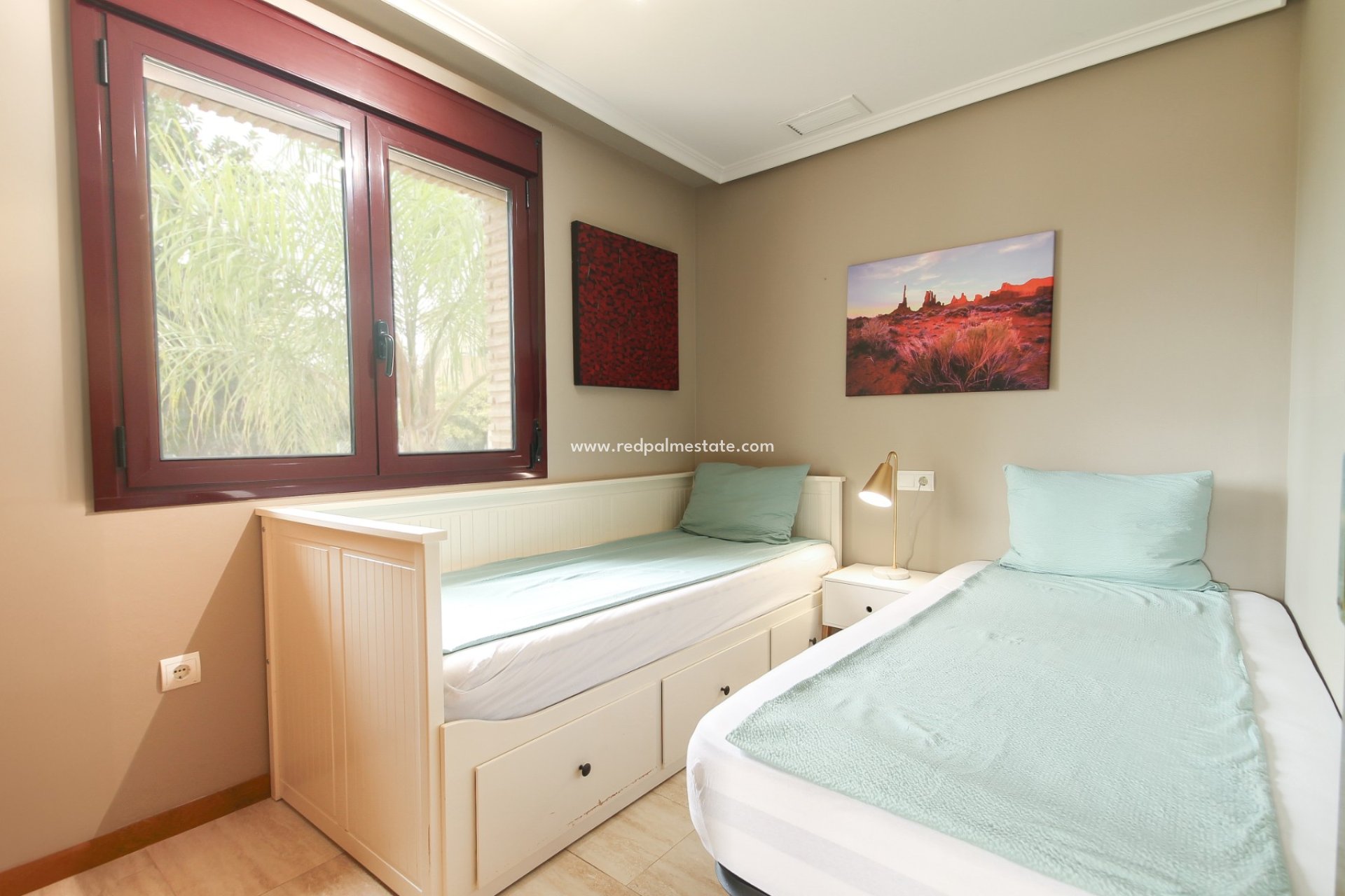 Reventa - Villa -
Torrevieja