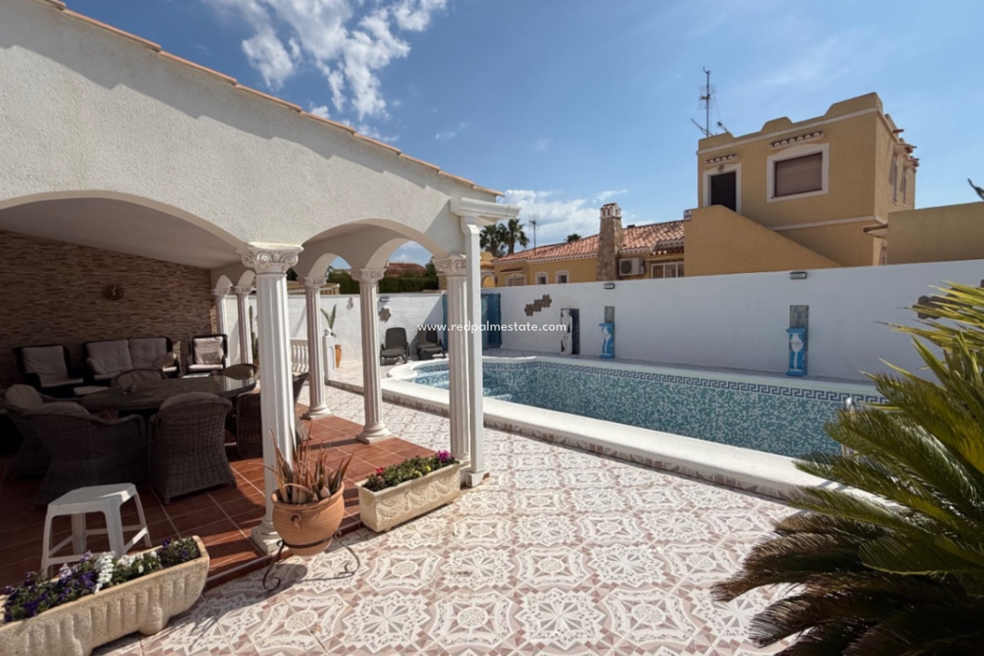 Reventa - Villa -
Torrevieja