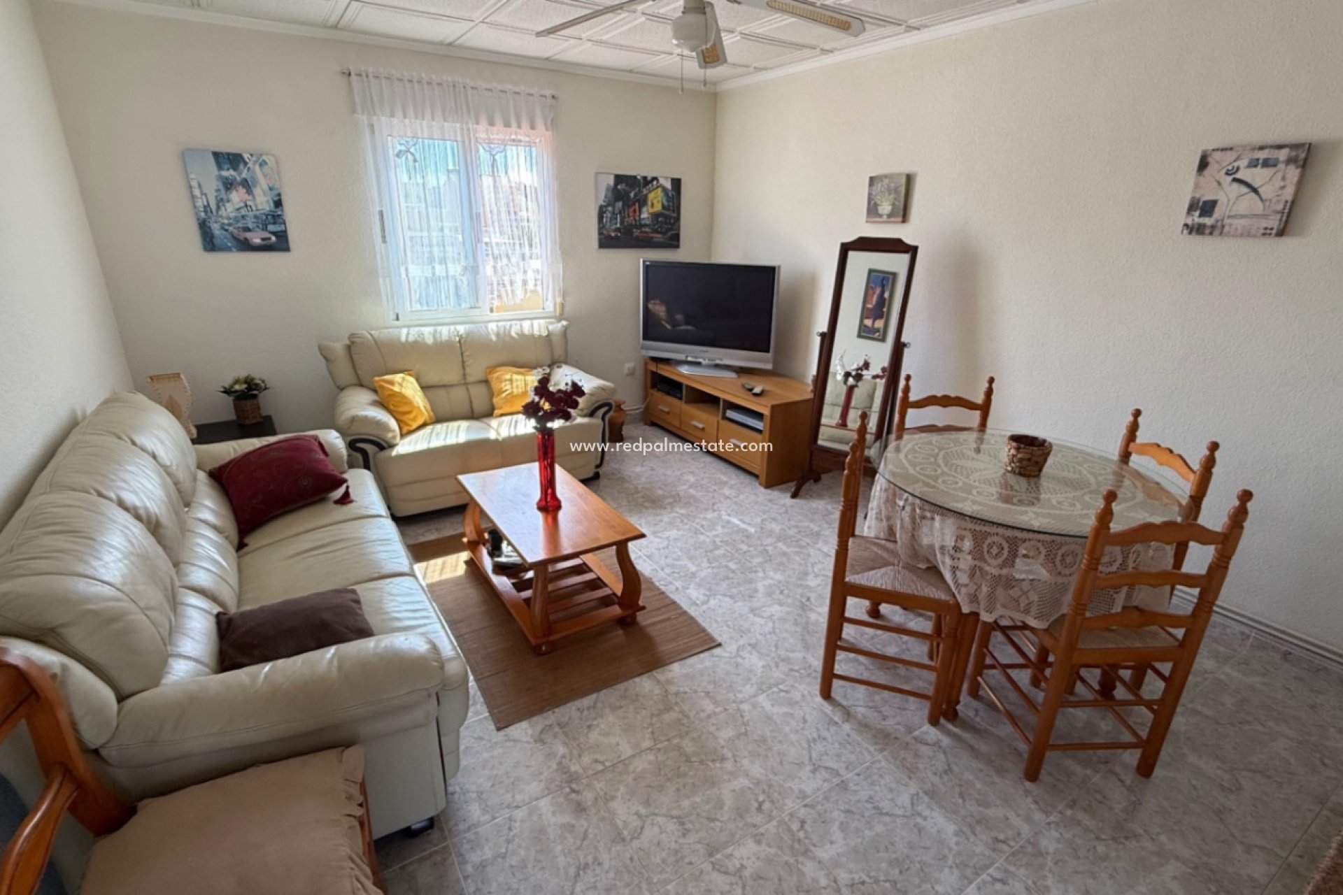 Reventa - Villa -
Torrevieja