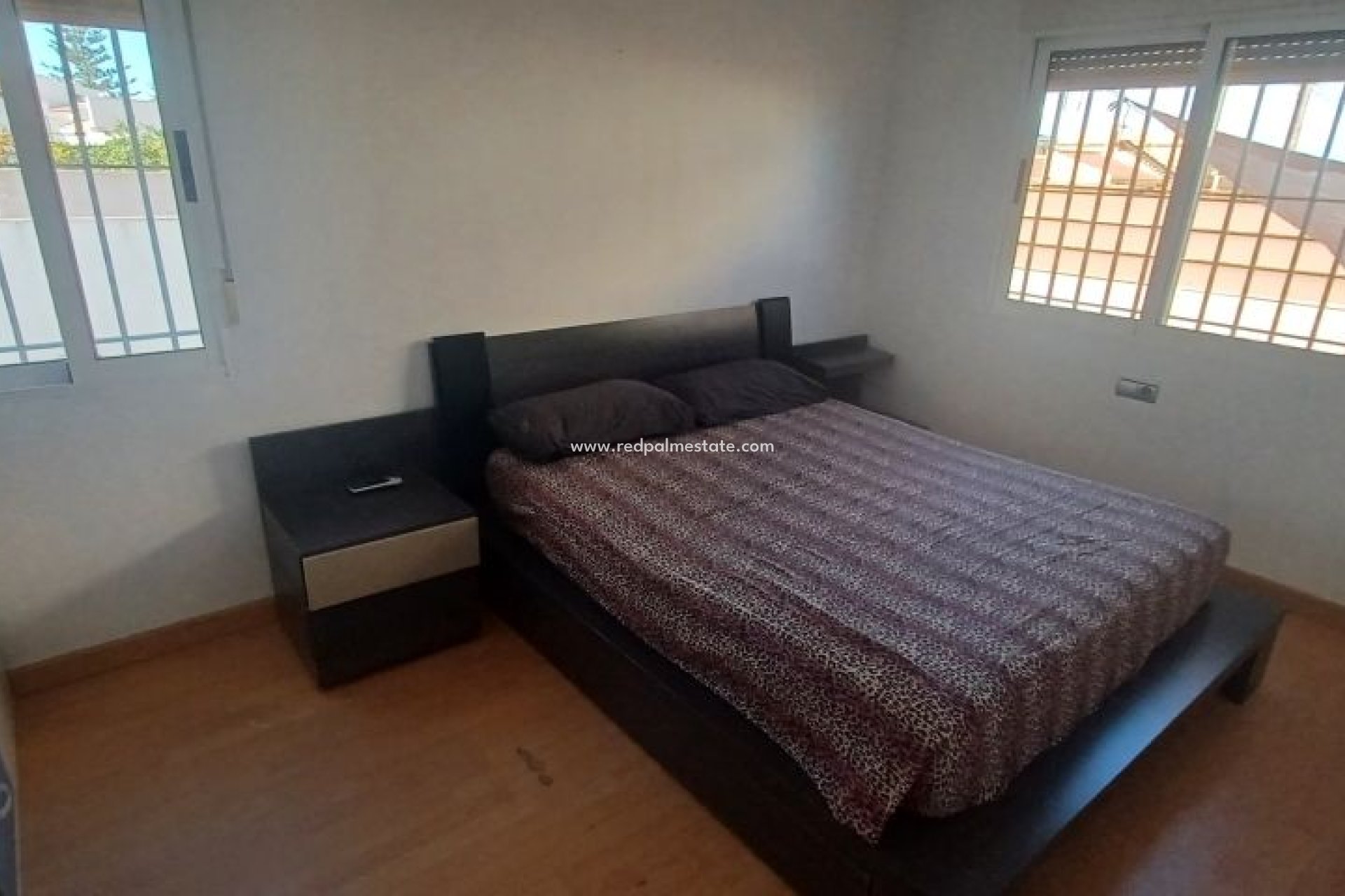 Reventa - Villa -
Torrevieja