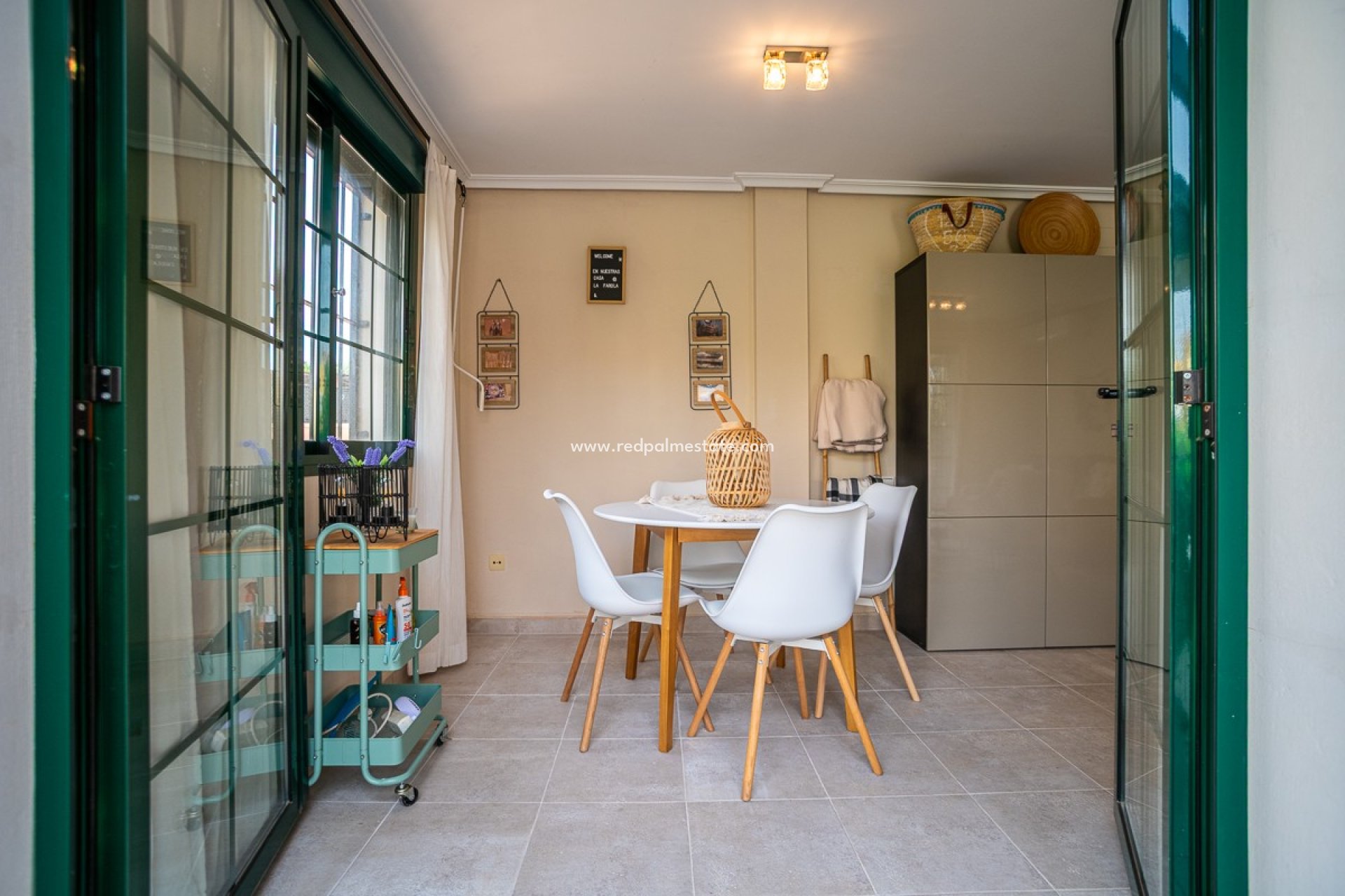 Reventa - Villa -
Torrevieja