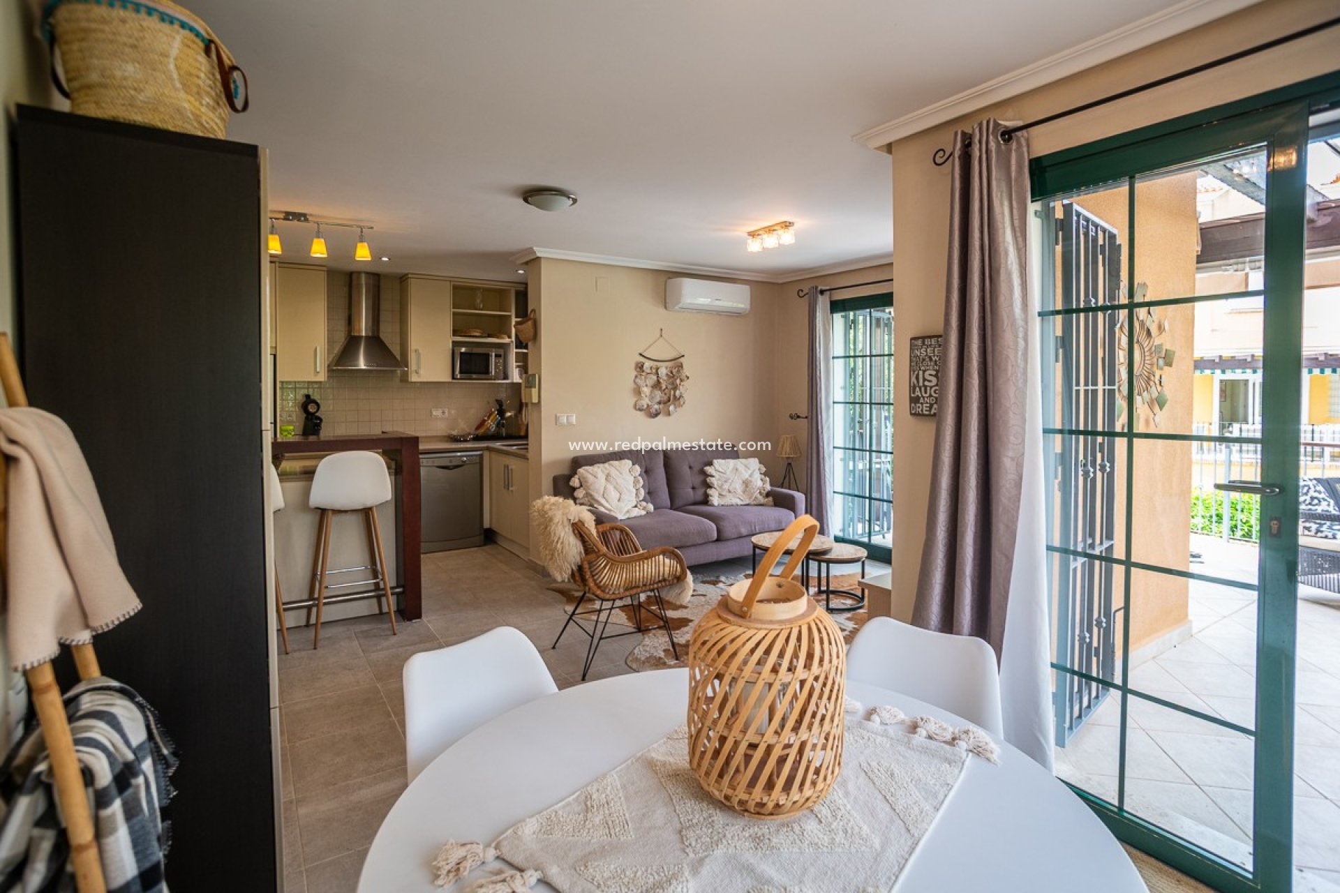 Reventa - Villa -
Torrevieja