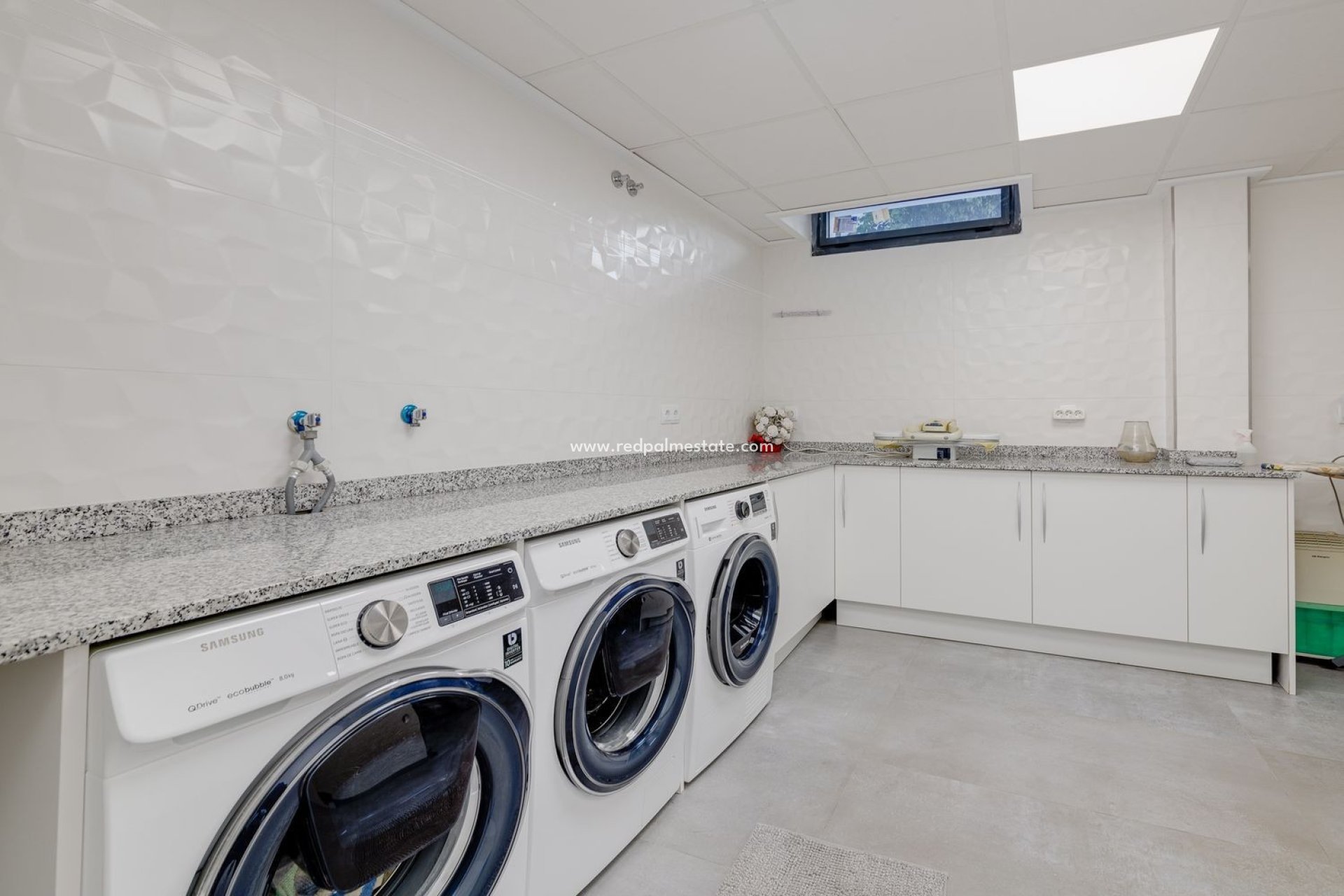 Reventa - Villa -
Torrevieja