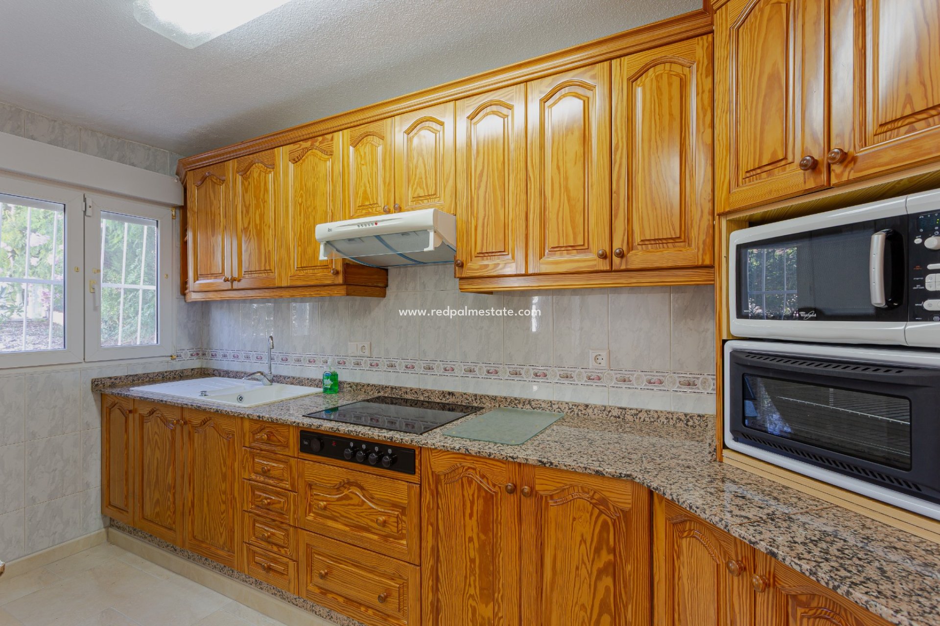 Reventa - Villa -
Torrevieja