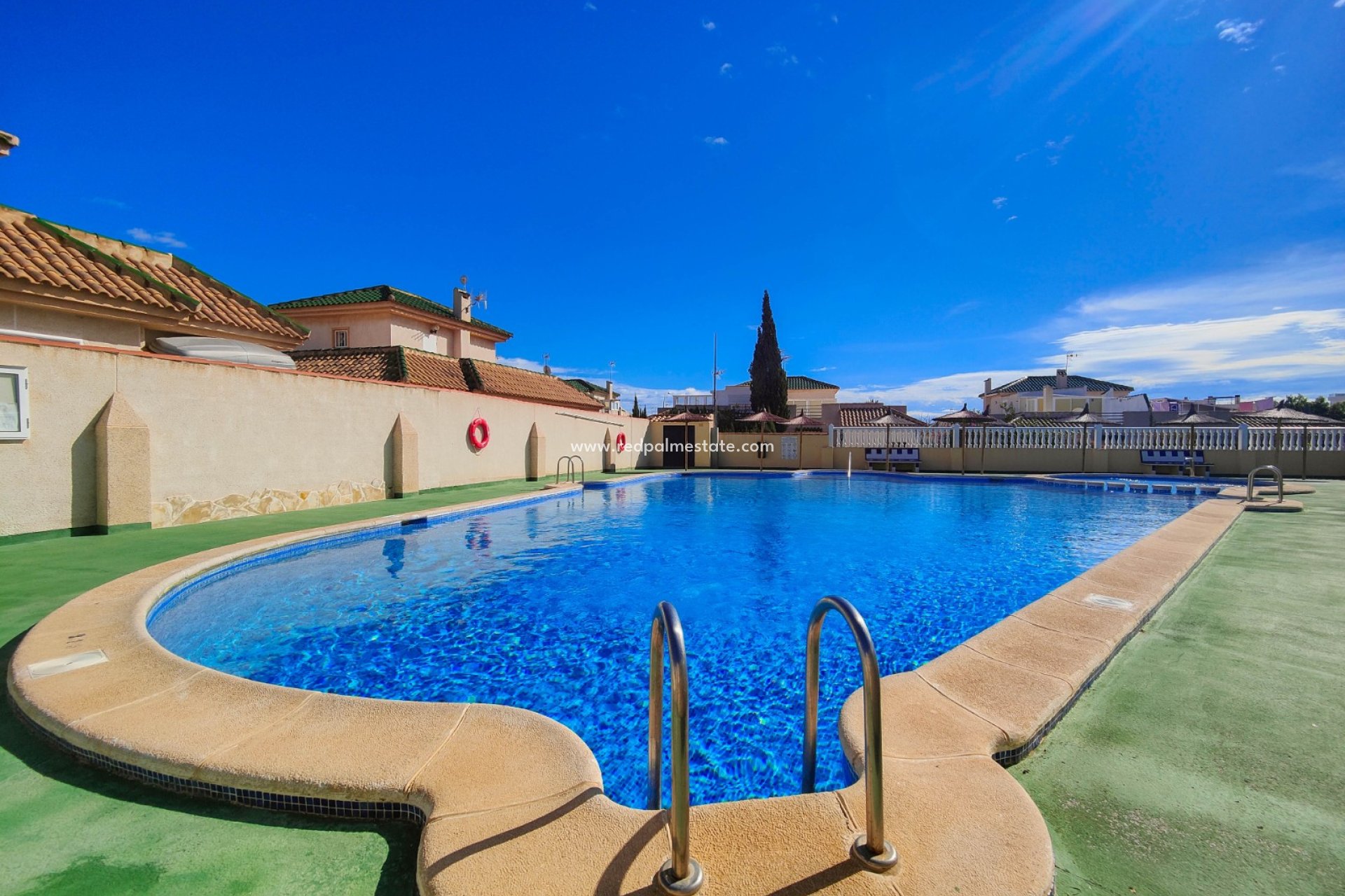 Reventa - Villa -
Torrevieja