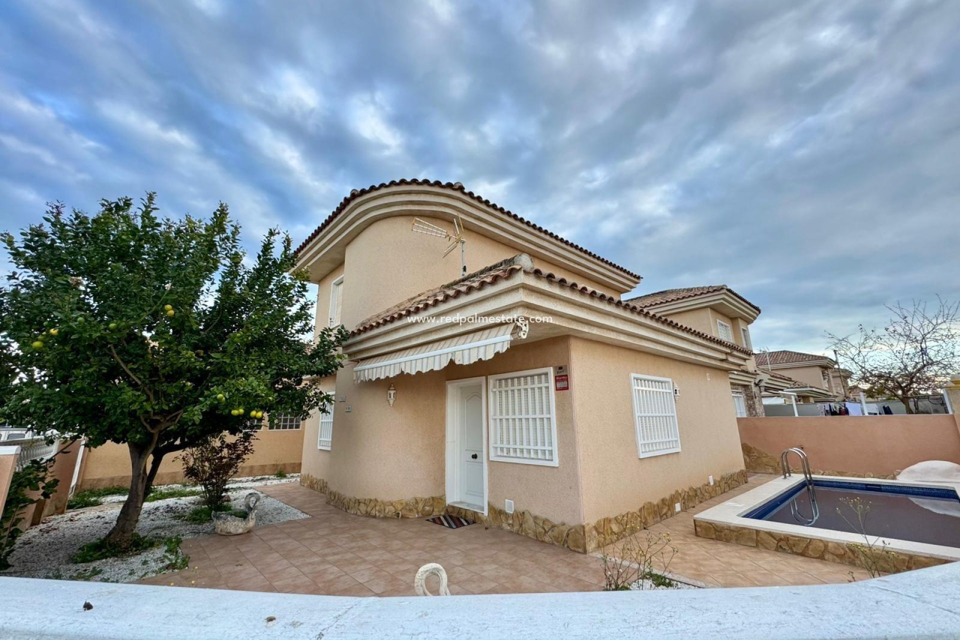 Reventa - Villa -
Torrevieja