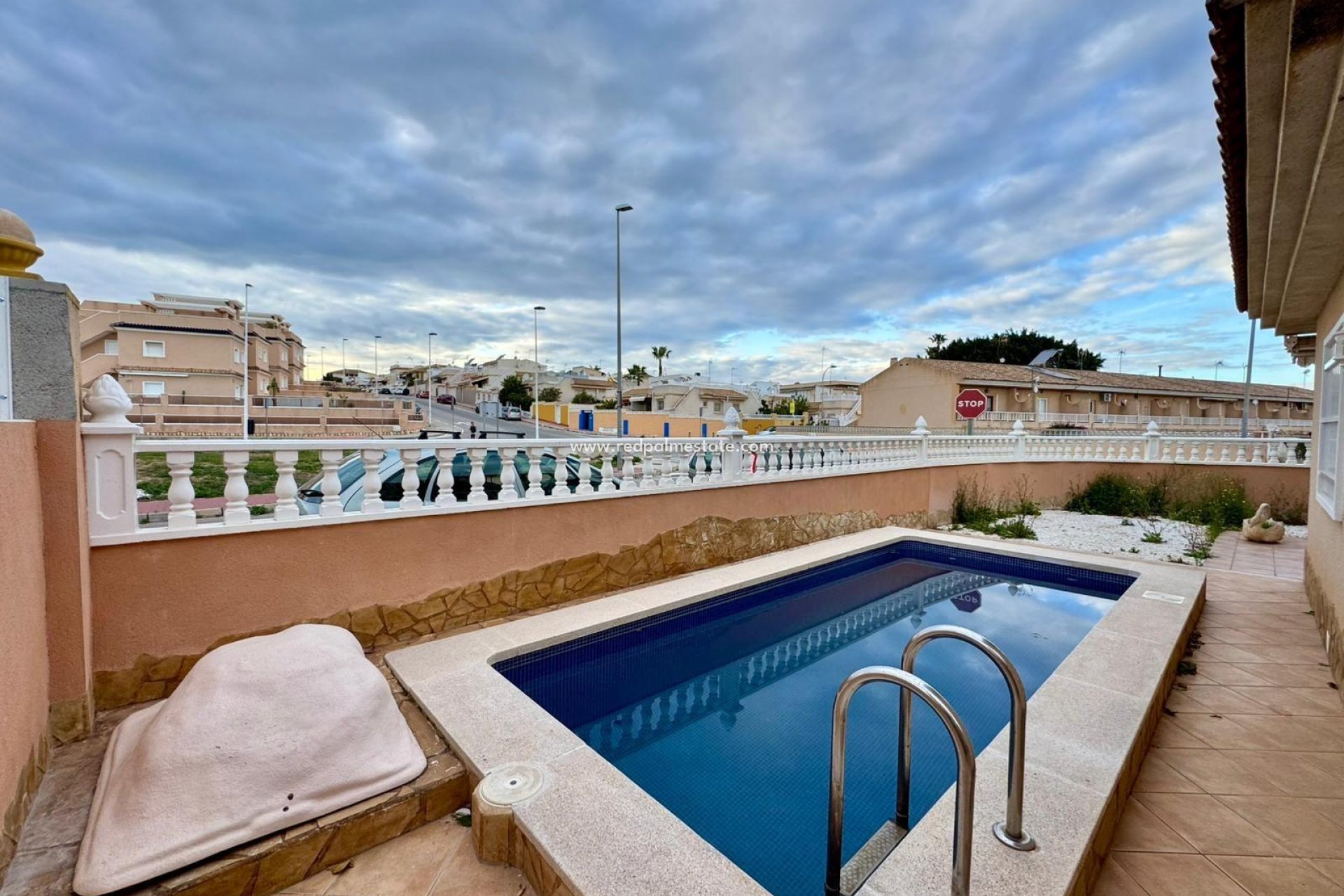 Reventa - Villa -
Torrevieja