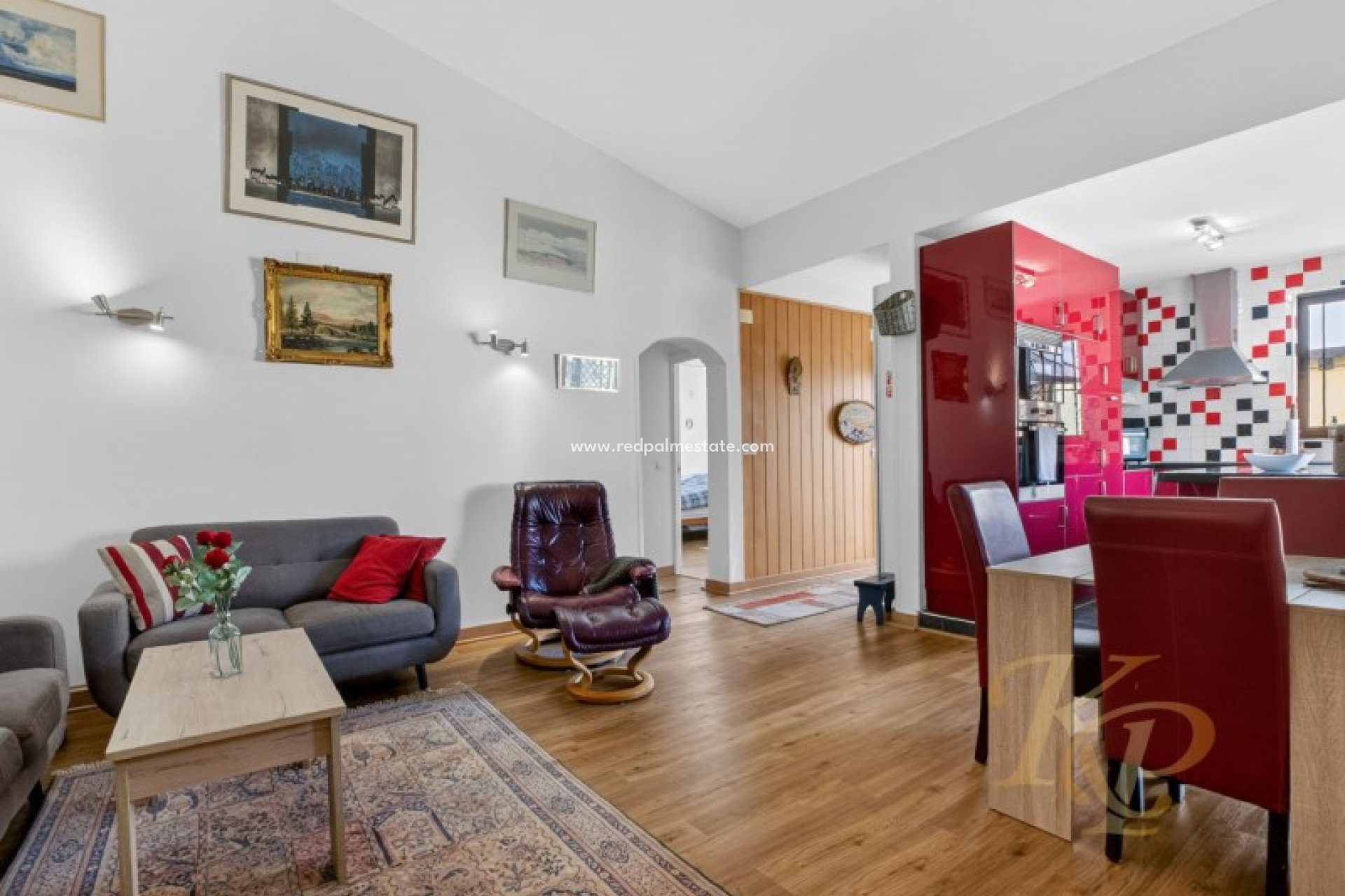 Reventa - Villa -
Torrevieja