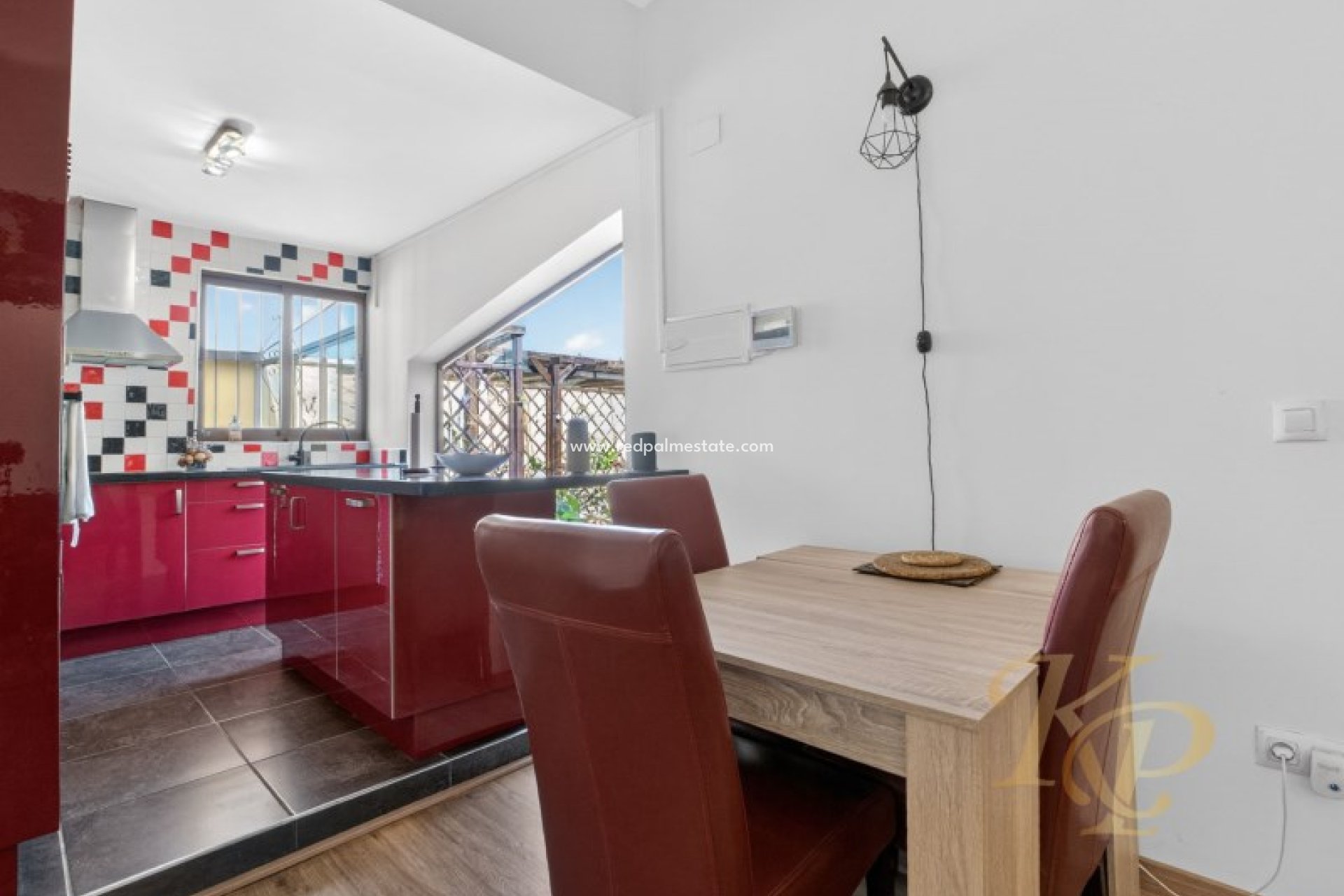 Reventa - Villa -
Torrevieja