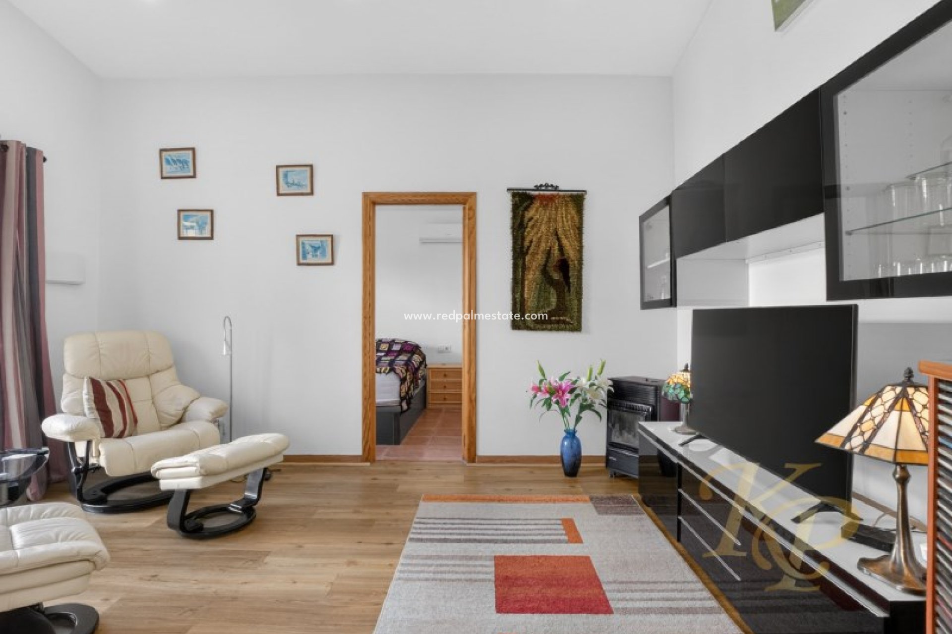 Reventa - Villa -
Torrevieja