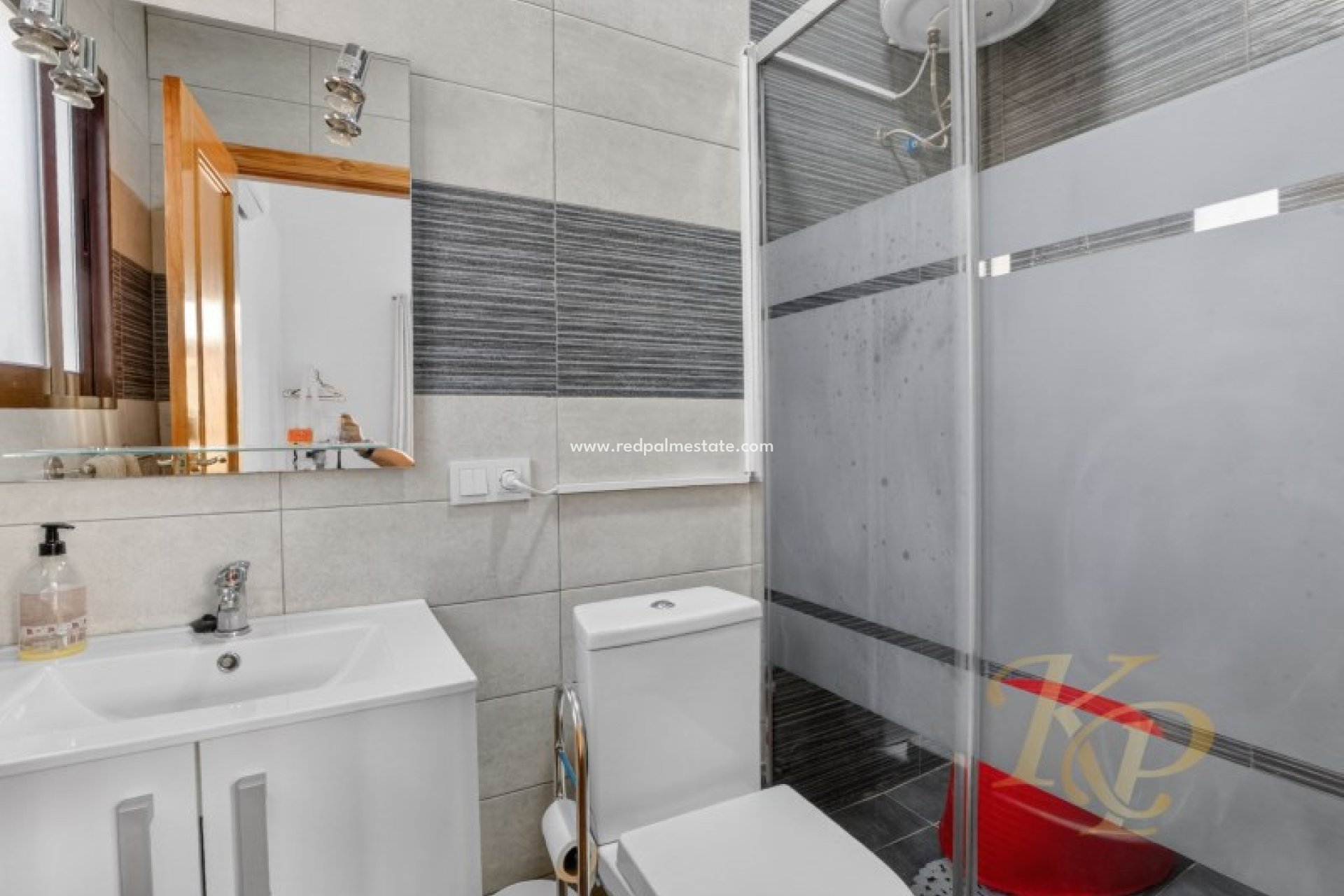 Reventa - Villa -
Torrevieja