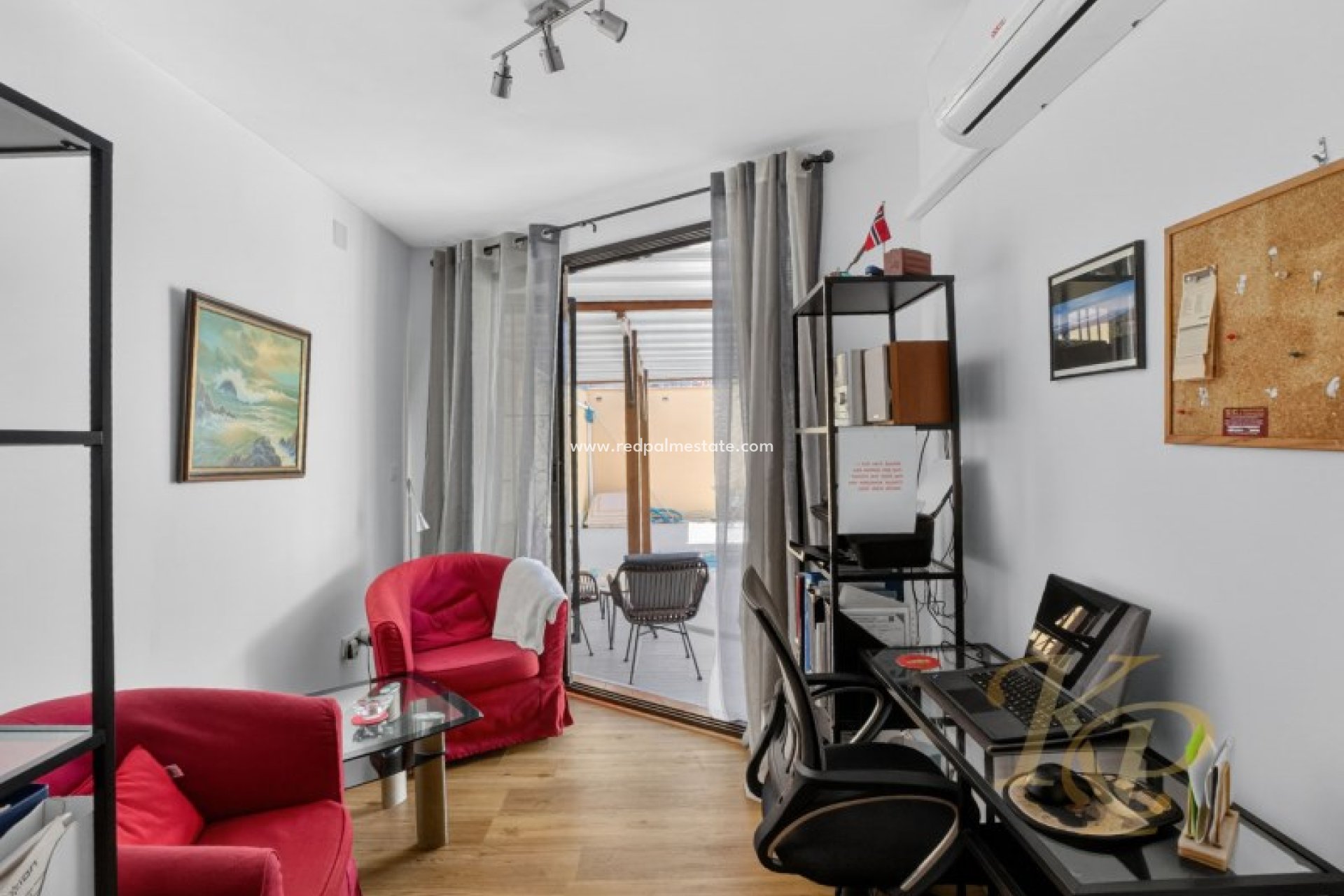 Reventa - Villa -
Torrevieja