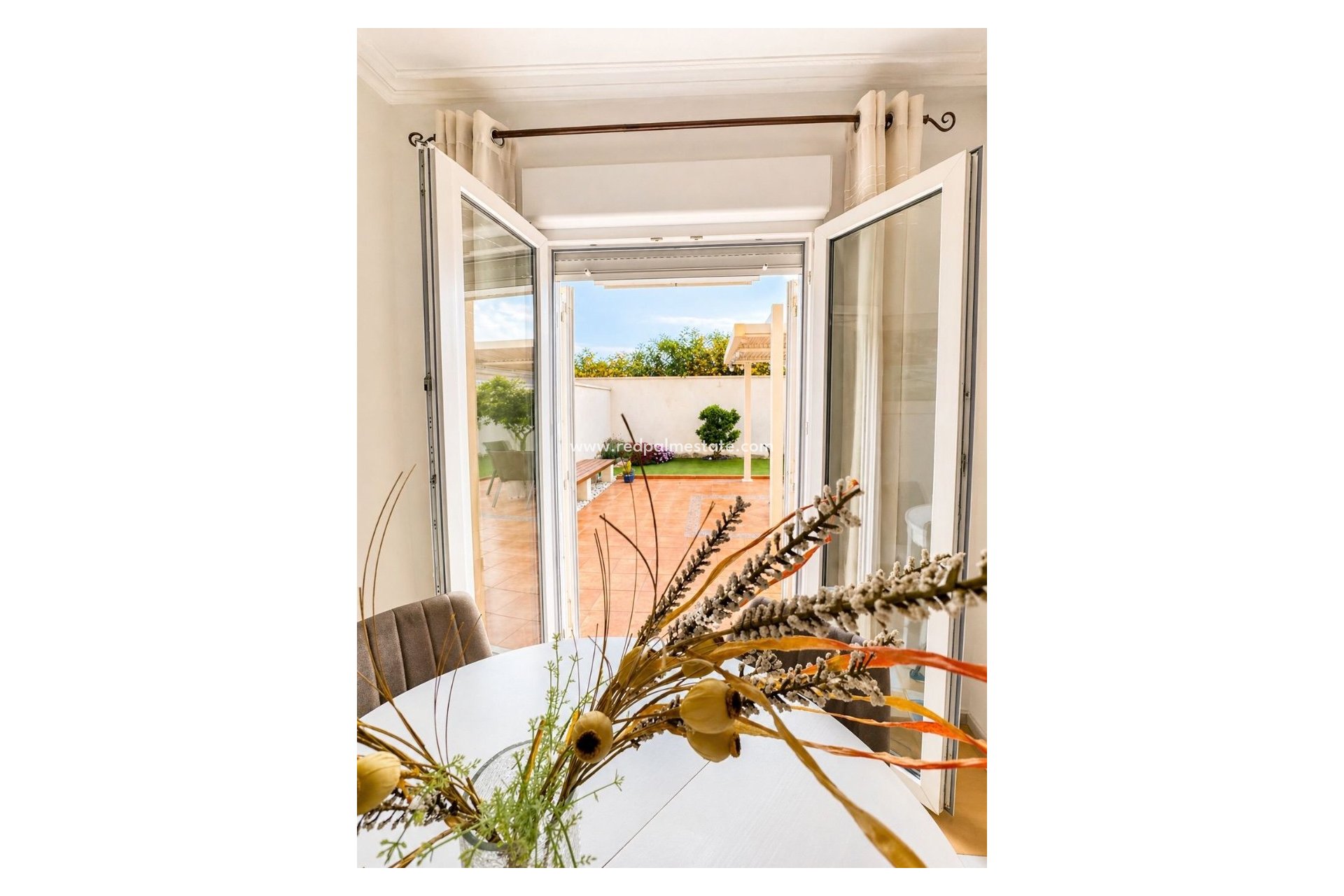 Reventa - Villa -
Torrevieja