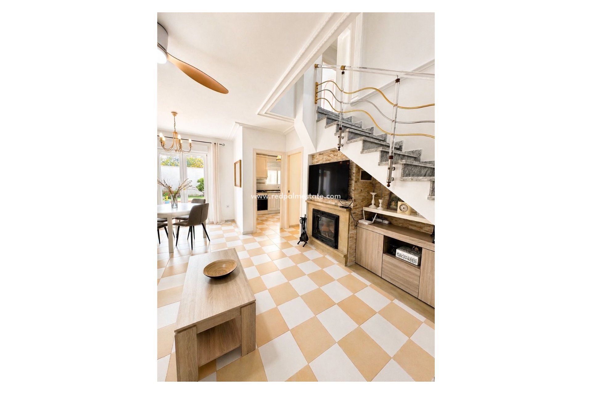 Reventa - Villa -
Torrevieja