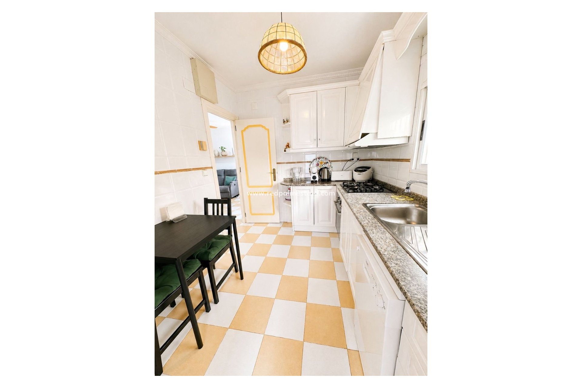 Reventa - Villa -
Torrevieja