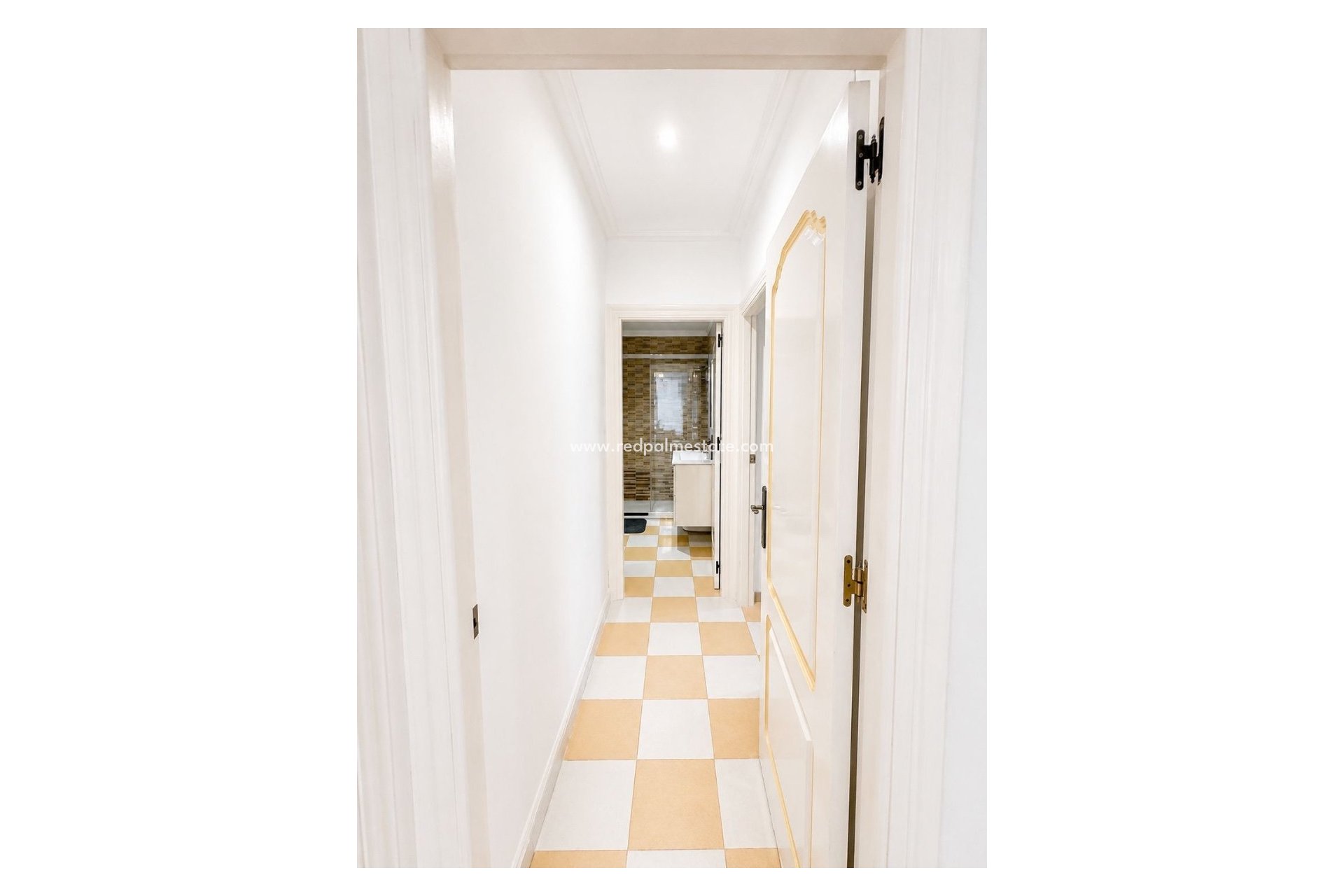 Reventa - Villa -
Torrevieja