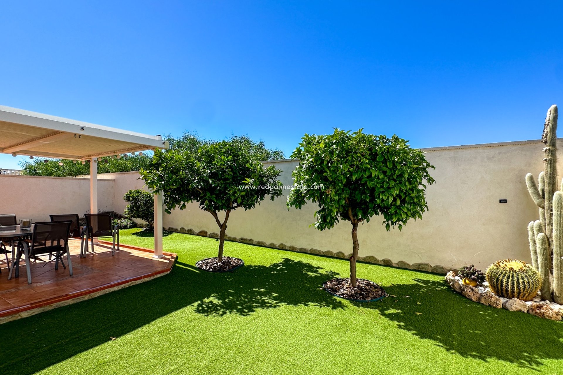 Reventa - Villa -
Torrevieja
