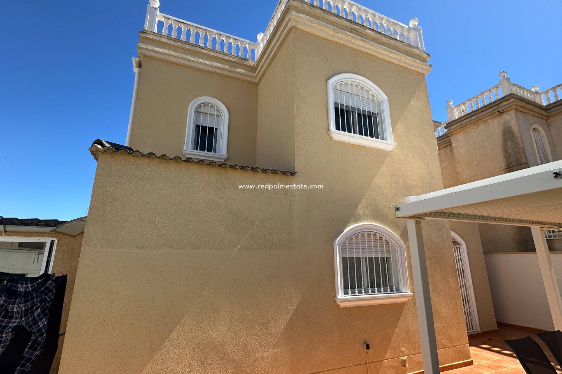 Reventa - Villa -
Torrevieja