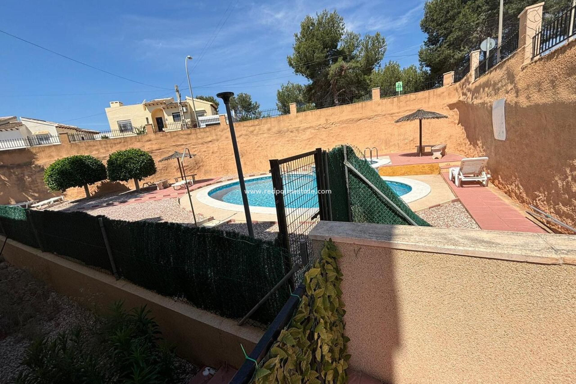 Reventa - Villa -
Villamartín - Costa Blanca