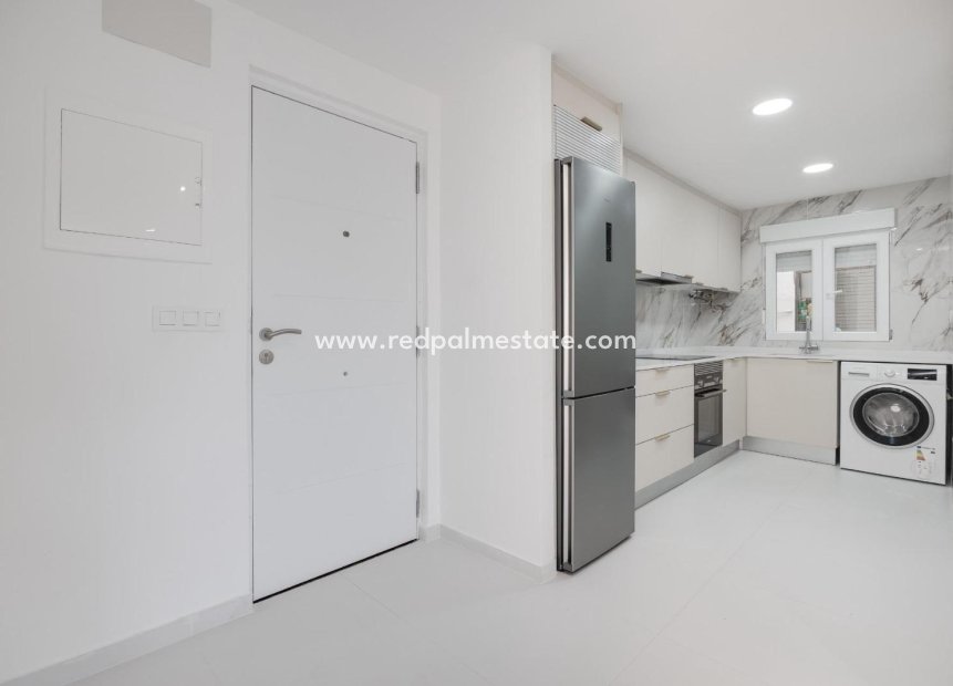 Revente - Apartamento -
Torrevieja - El Acequión - Los Náufragos
