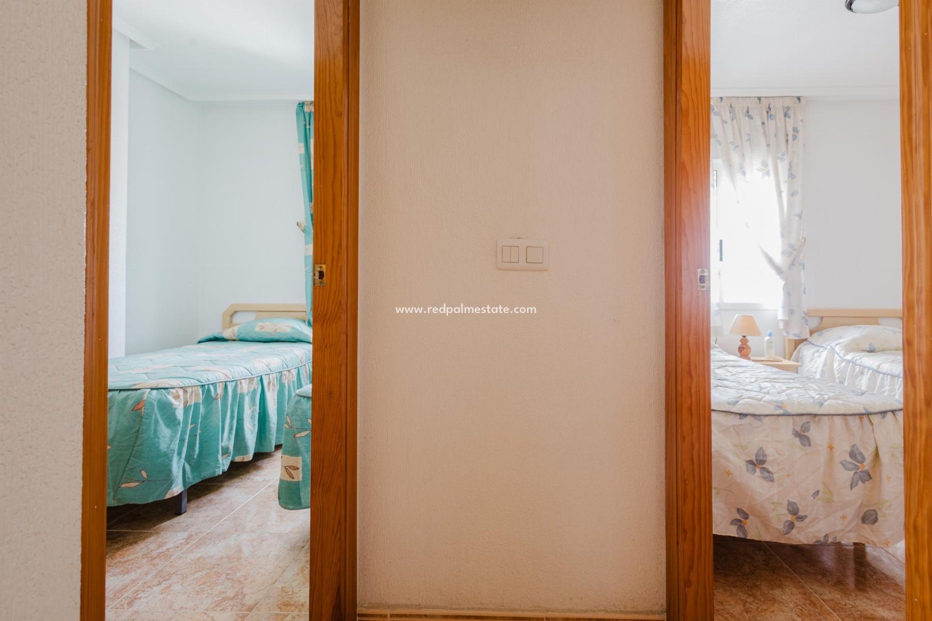 Revente - Apartamento -
Torrevieja - PARQUE DE LAS NACIONES