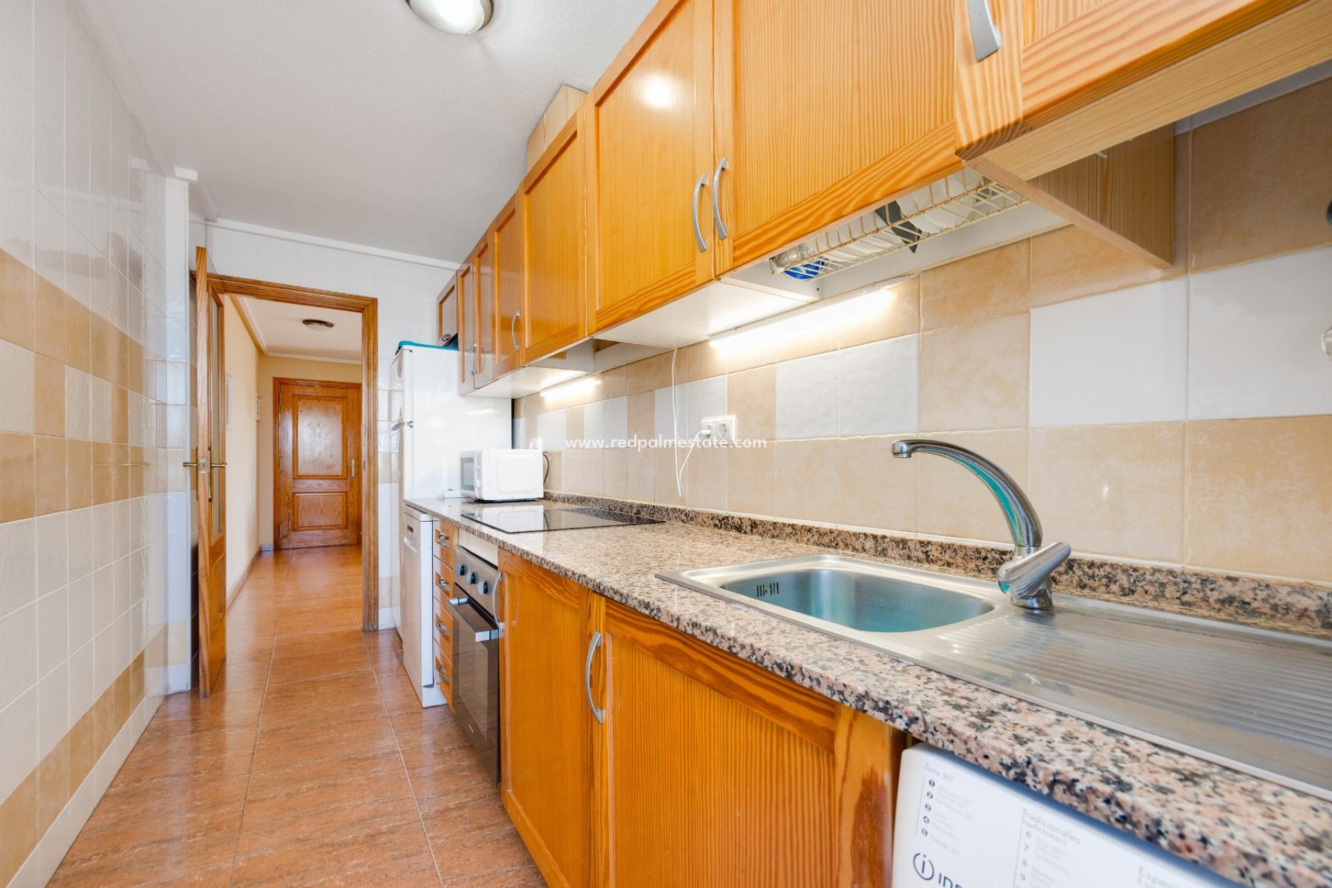 Revente - Apartamento -
Torrevieja - PARQUE DE LAS NACIONES