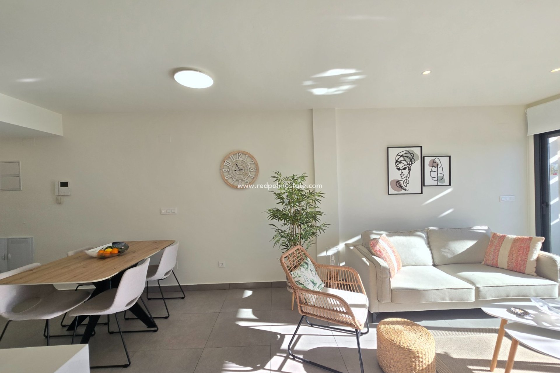 Revente - Apartment / Flat * -
Orihuela Costa * - Villamartín *