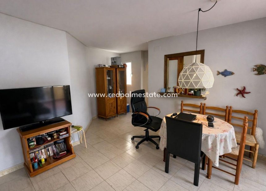 Revente - Apartment - Top Floor Apartment -
Torrevieja