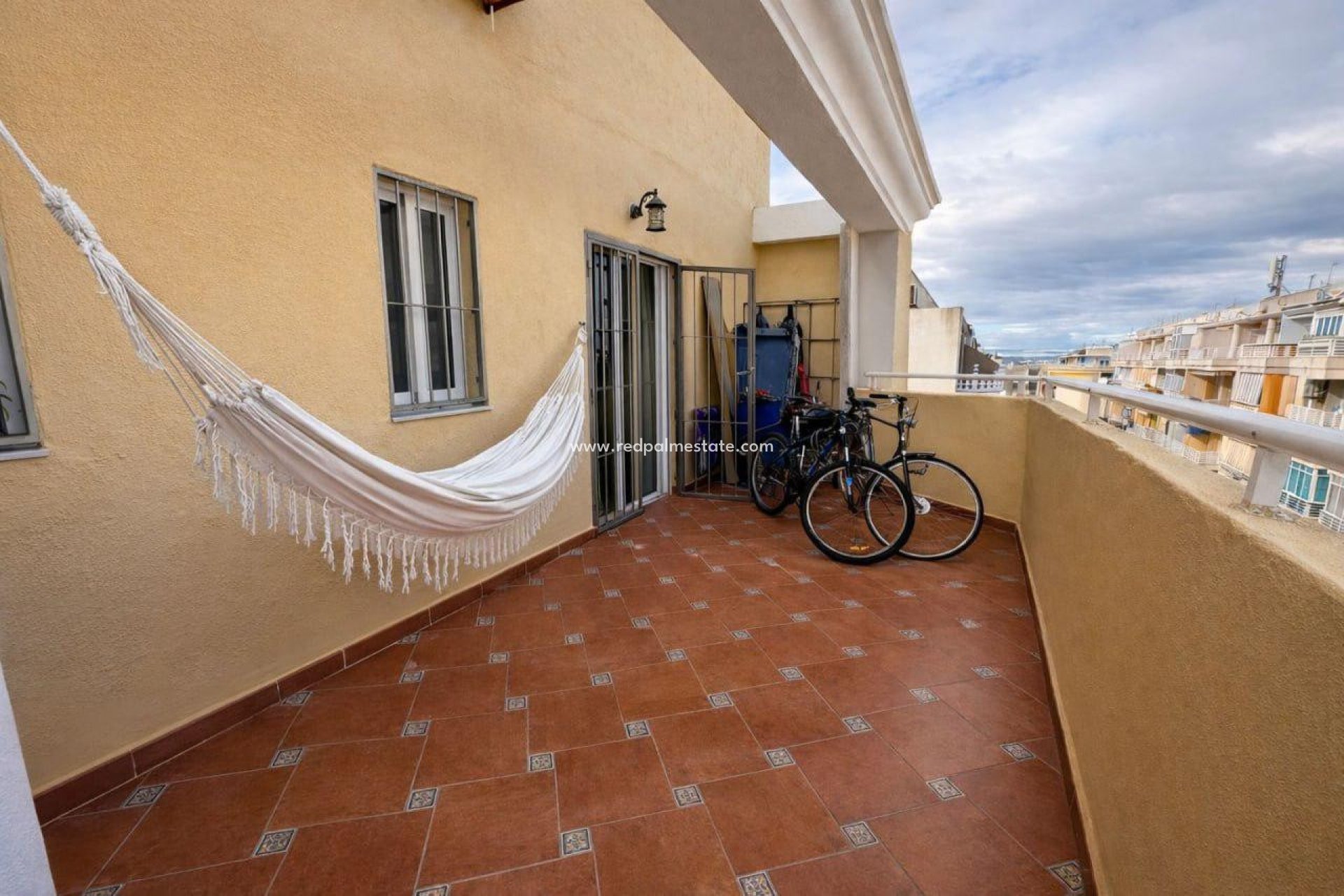 Revente - Apartment - Top Floor Apartment -
Torrevieja