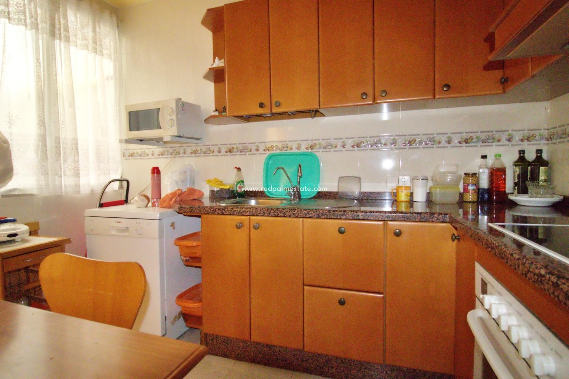 Revente - Appartement -
Alicante - Benalua