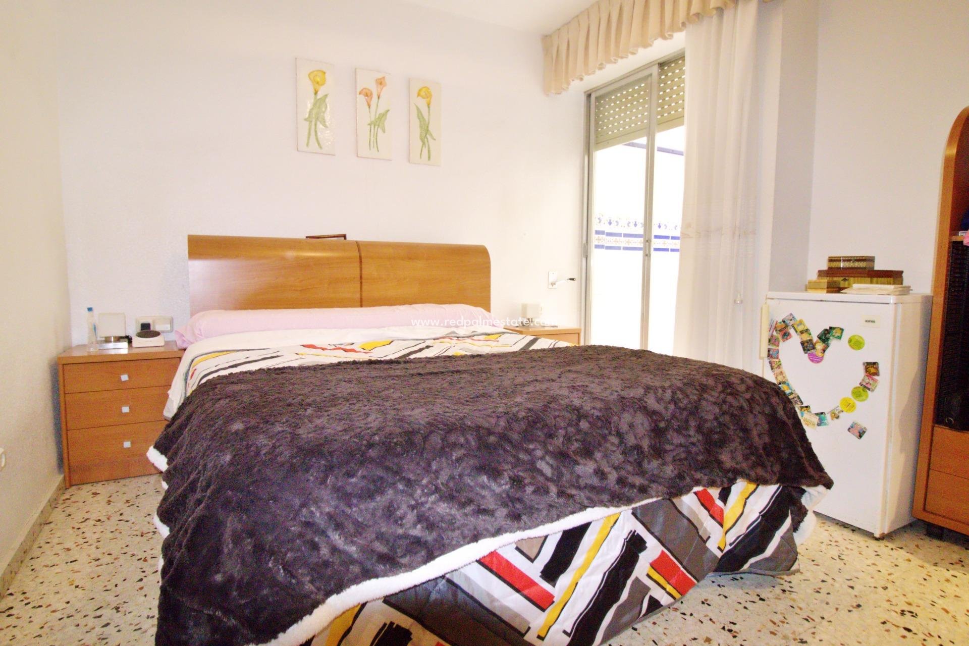 Revente - Appartement -
Alicante - Benalua