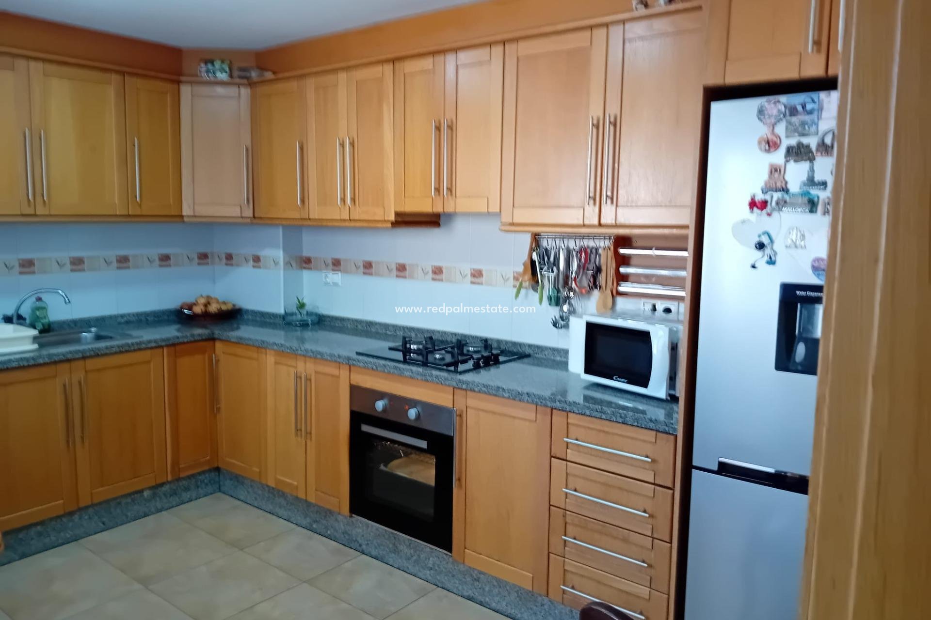 Revente - Appartement -
Almoradí - Center