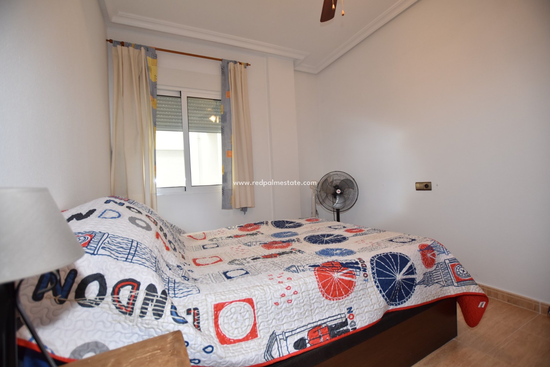 Revente - Appartement -
Almoradí - Inland