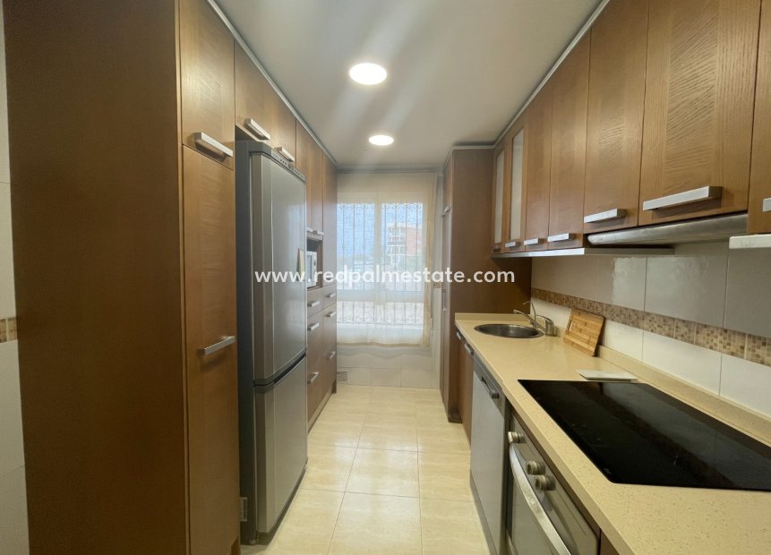 Revente - Appartement -
Almoradí - Inland