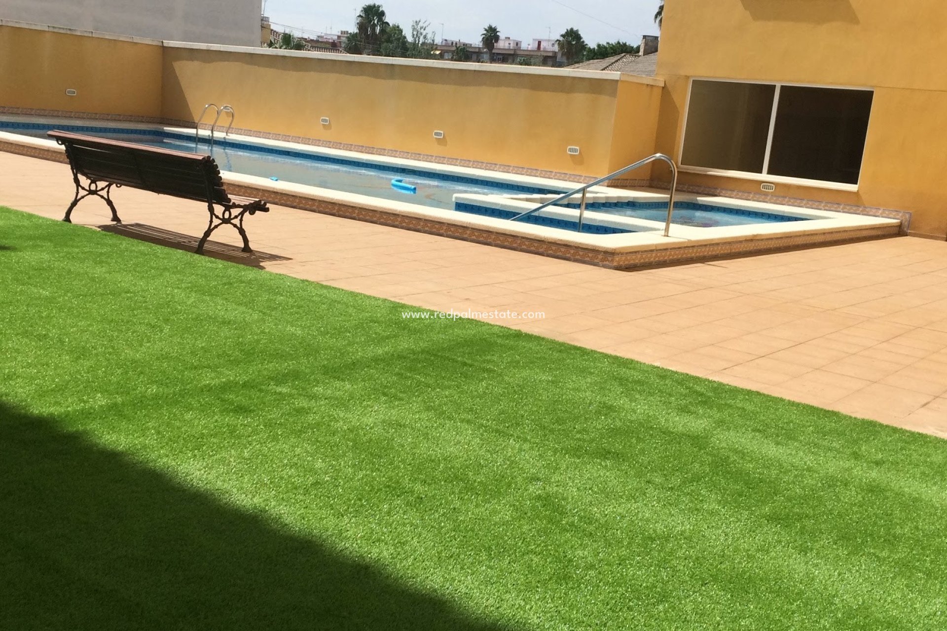 Revente - Appartement -
Almoradí - Inland