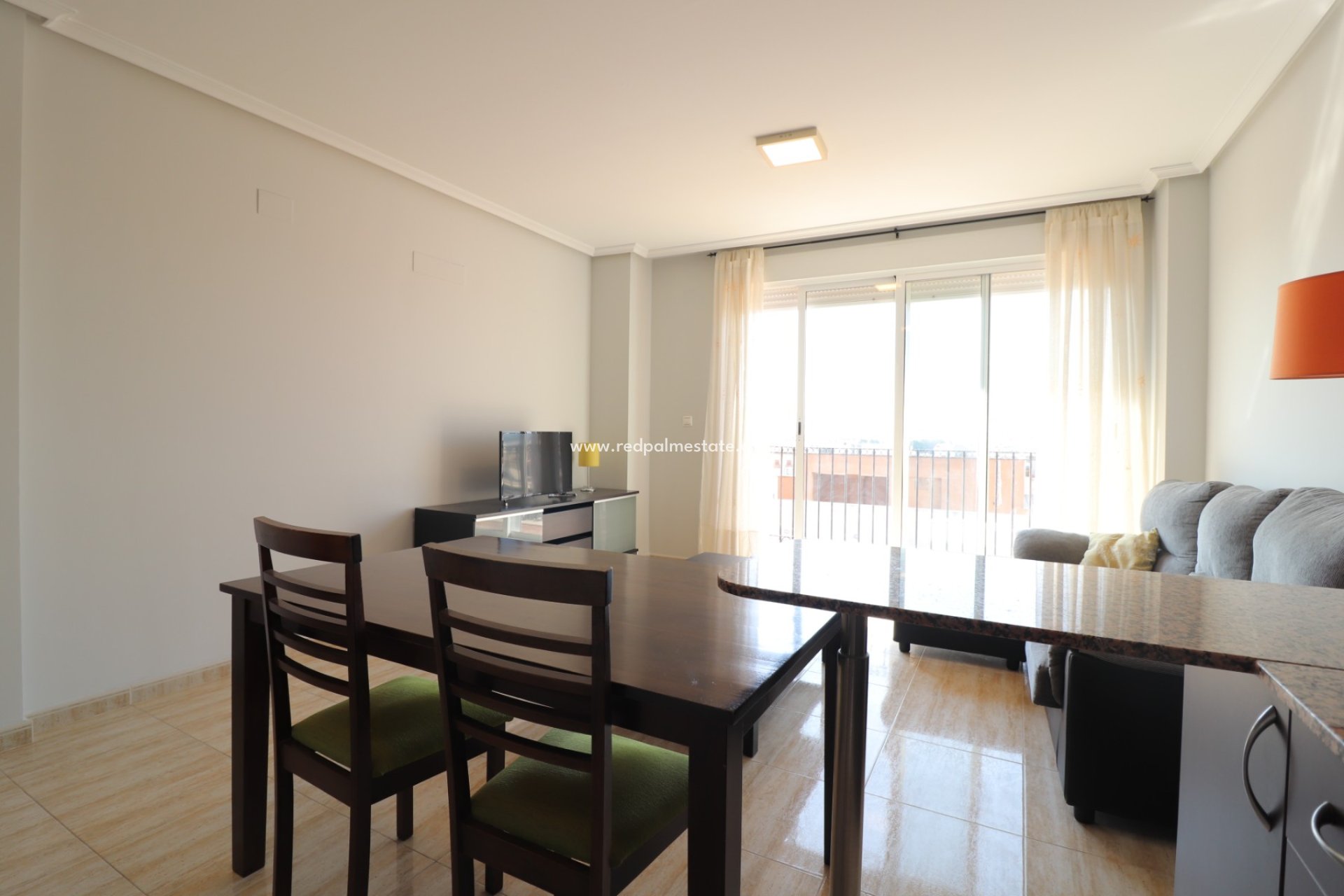 Revente - Appartement -
Almoradí