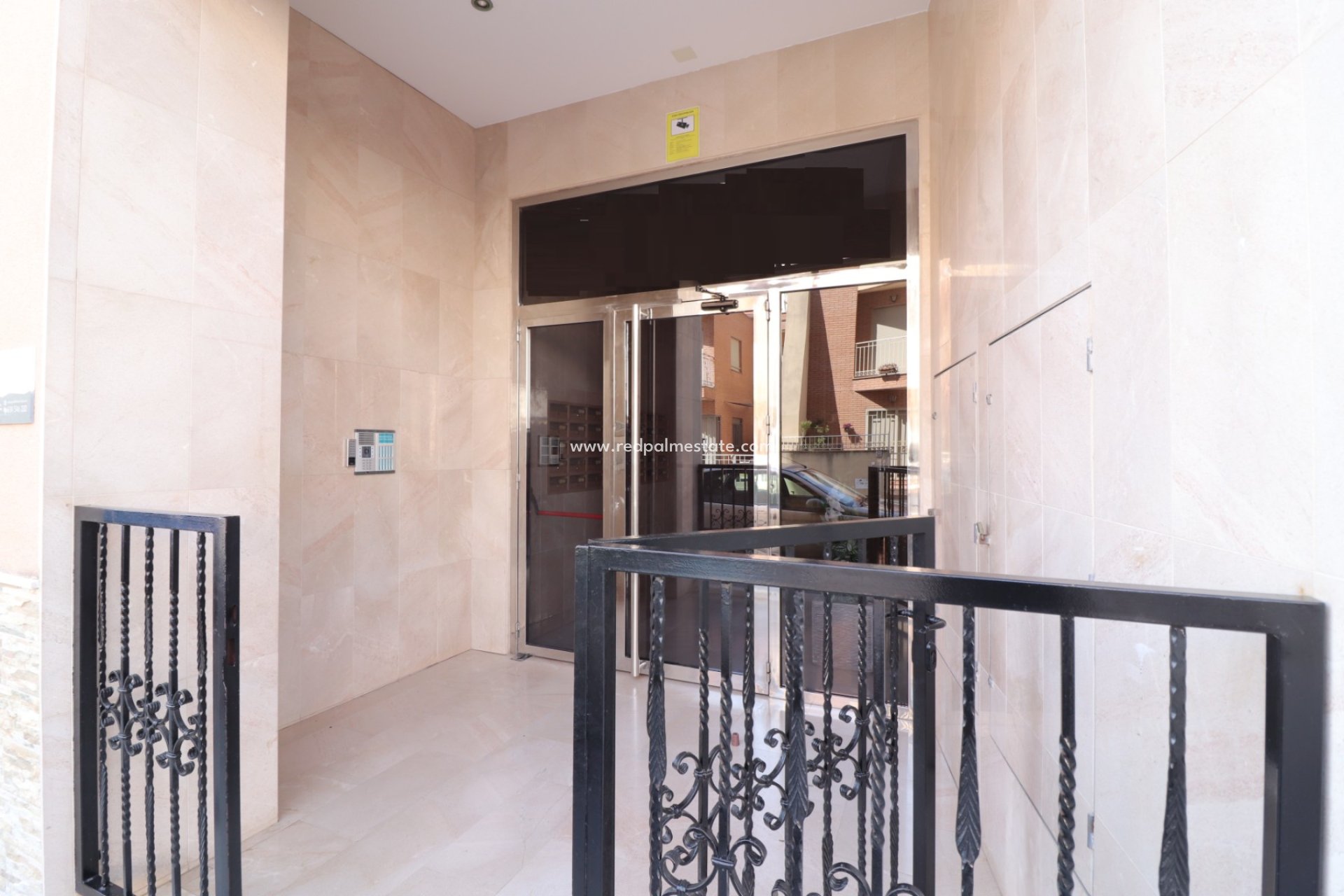 Revente - Appartement -
Almoradí