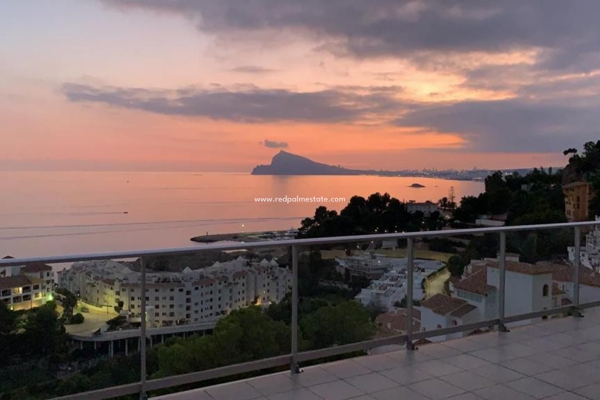 Revente - Appartement -
Altea